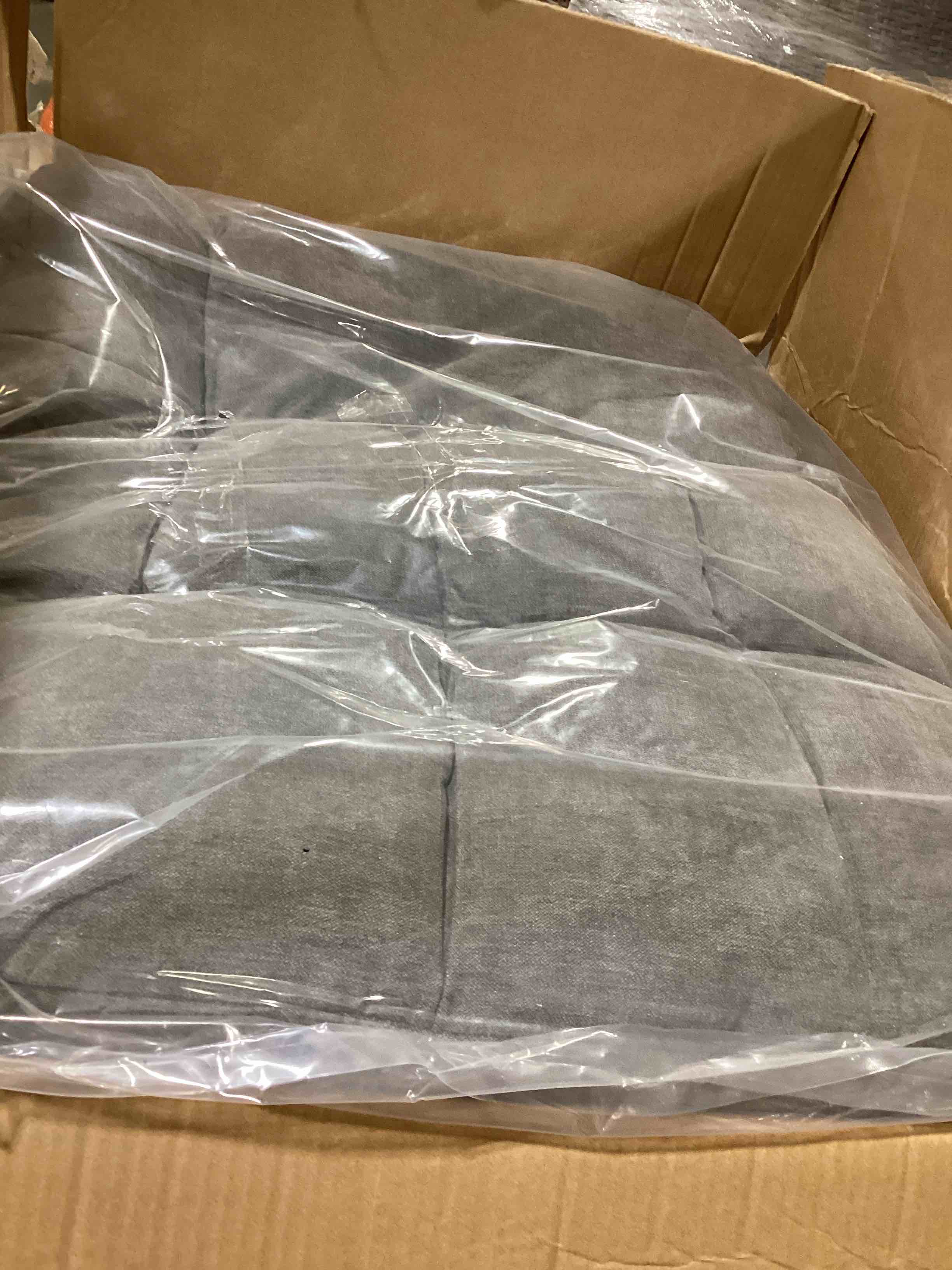 https://s3.amazonaws.com/lotting-images-prod/bidfta/PPE1631235_1737473386775.jpeg