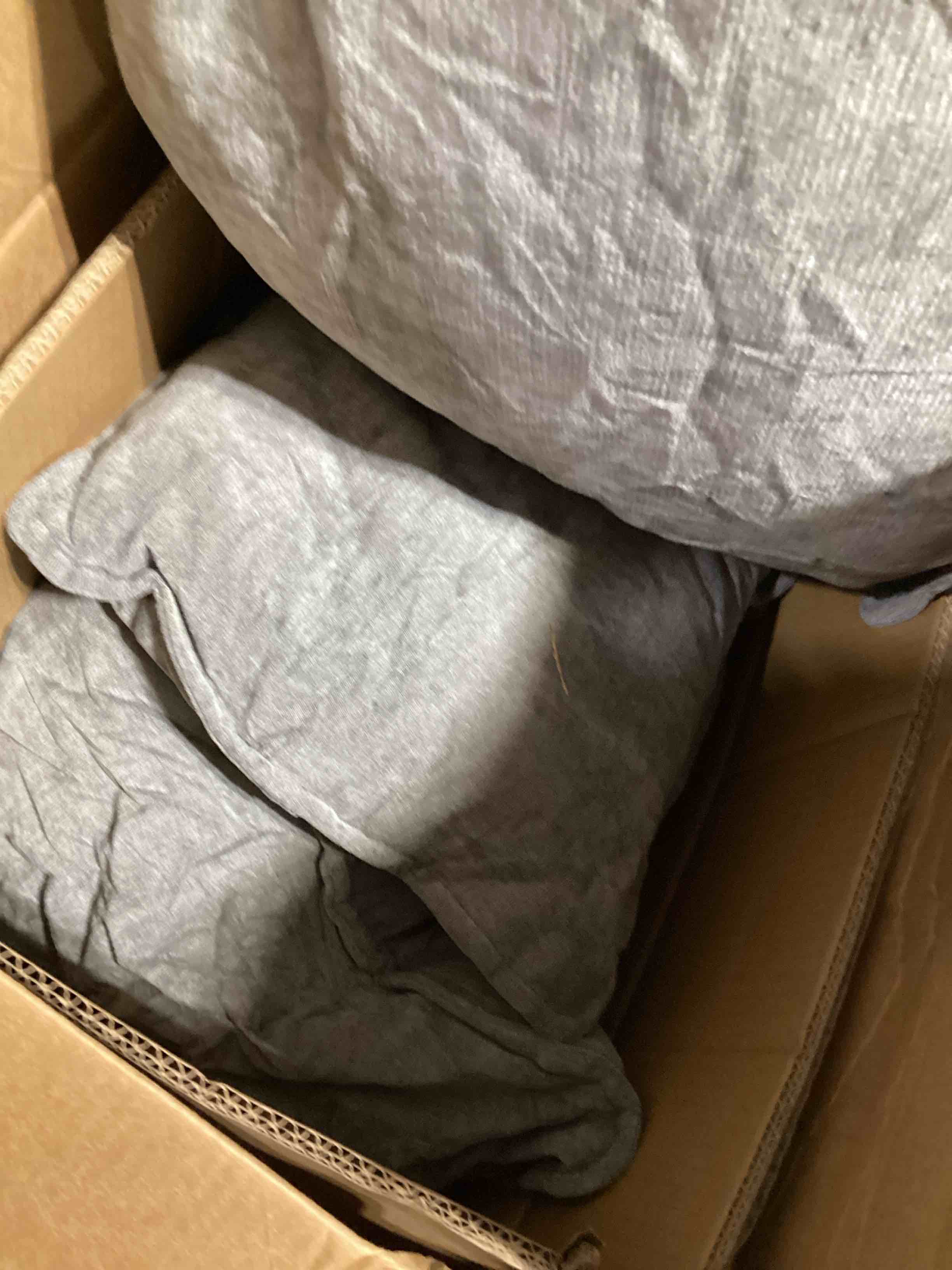 https://s3.amazonaws.com/lotting-images-prod/bidfta/PPE1631241_1737475155366.jpeg