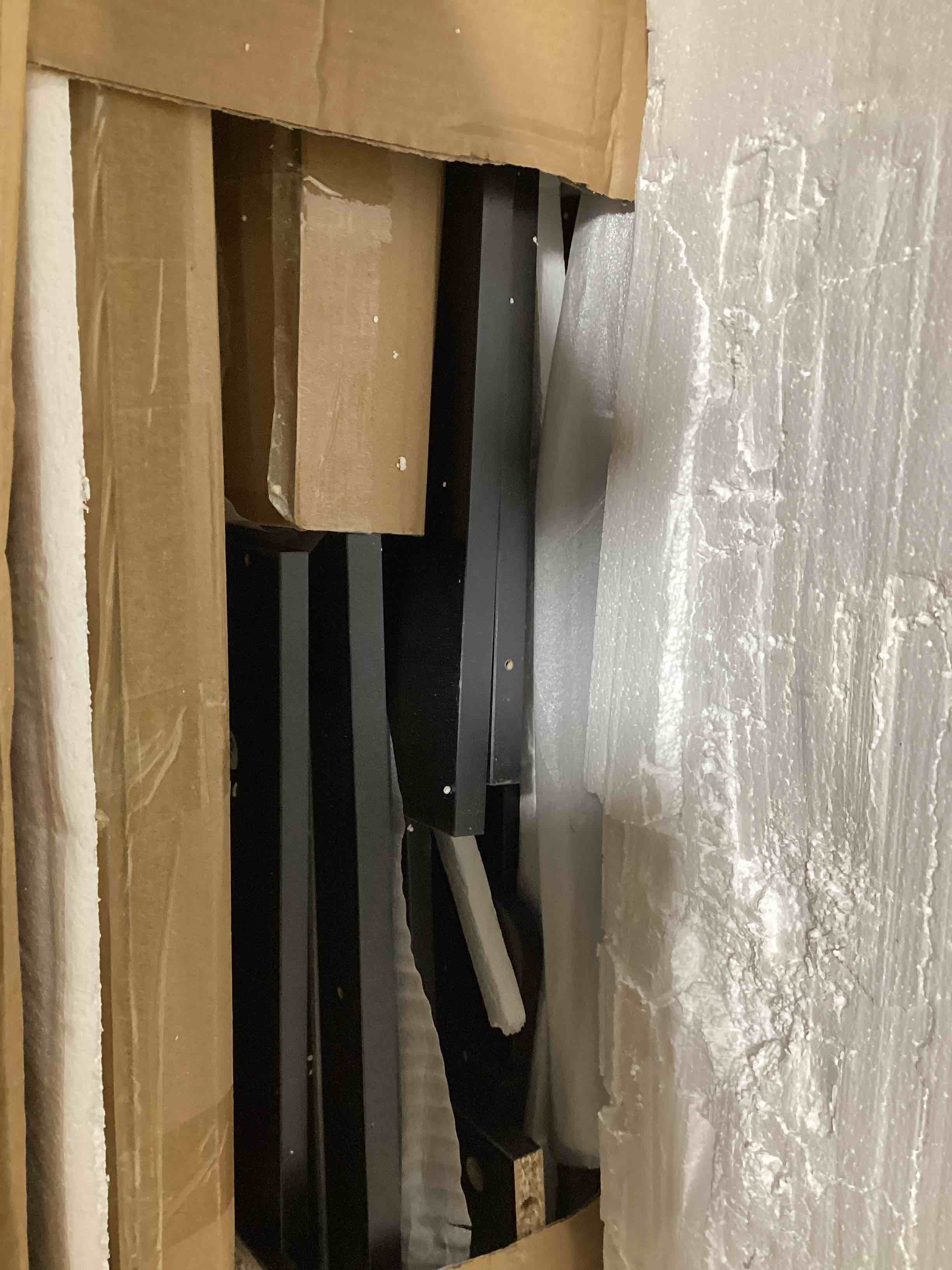 https://s3.amazonaws.com/lotting-images-prod/bidfta/PPE1631346_1737734228527.jpeg