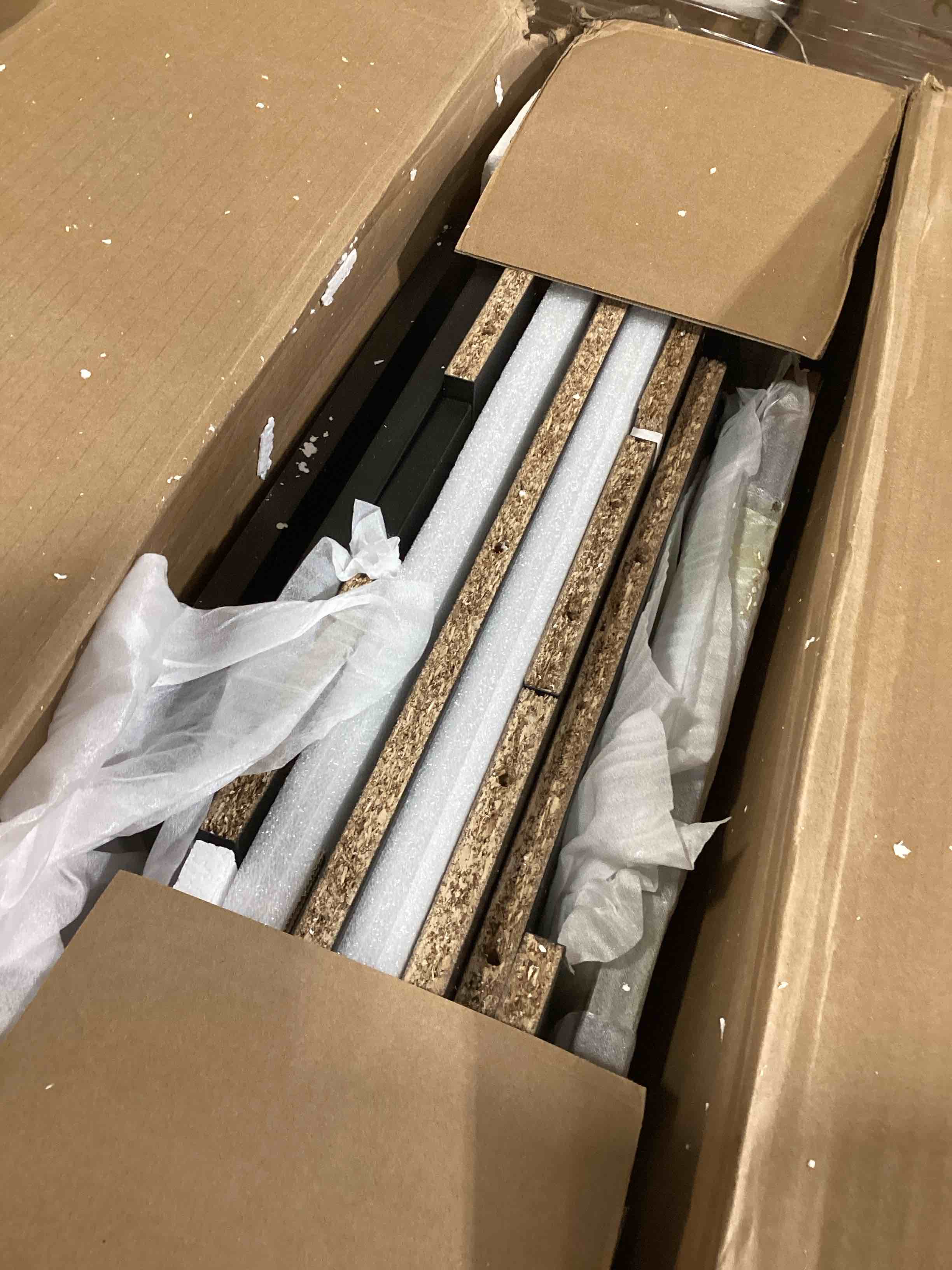 https://s3.amazonaws.com/lotting-images-prod/bidfta/PPE1631367_1737742954743.jpeg