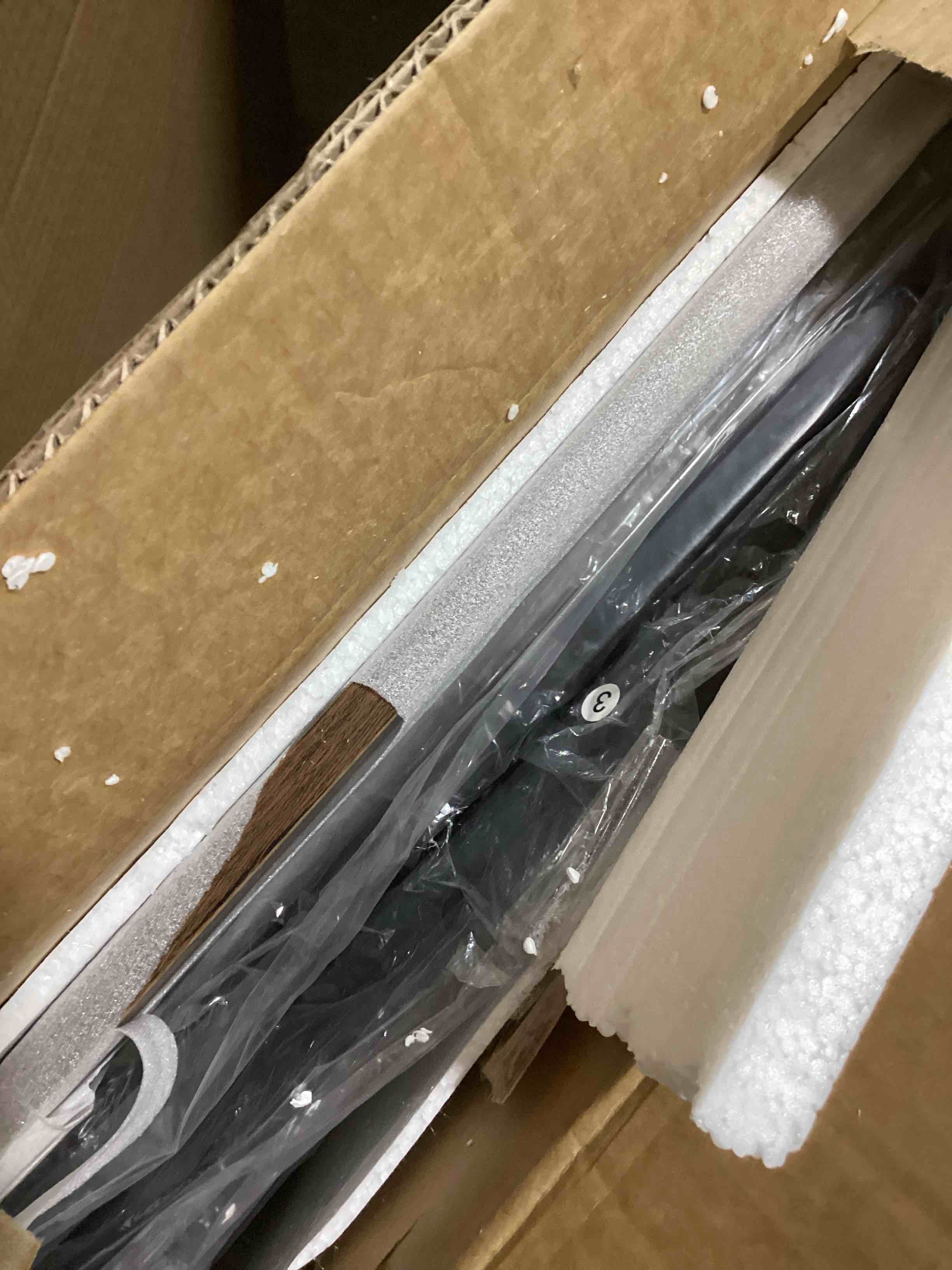 https://s3.amazonaws.com/lotting-images-prod/bidfta/PPE1631466_1738595752451.jpeg