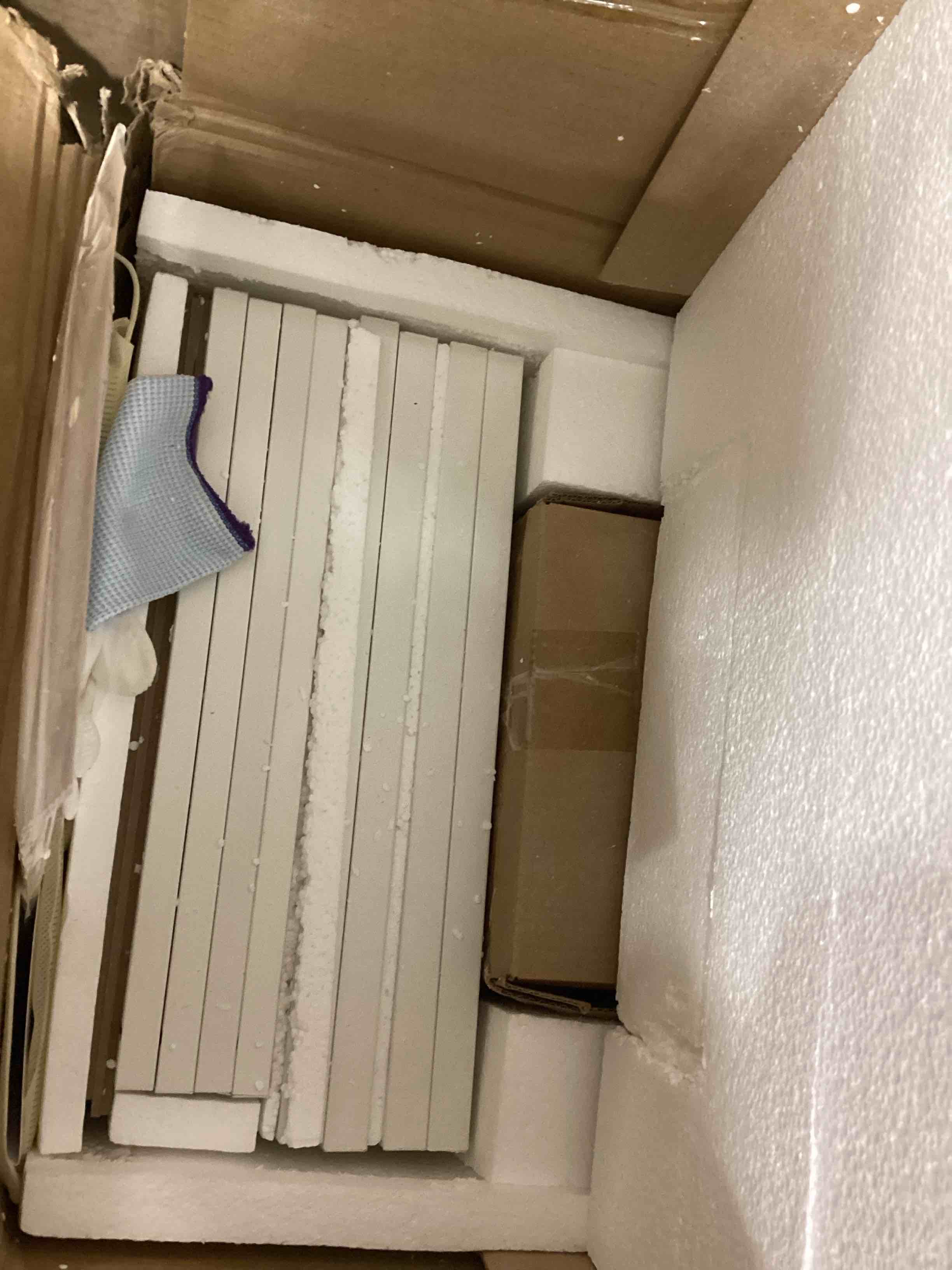https://s3.amazonaws.com/lotting-images-prod/bidfta/PPE1631469_1738596669966.jpeg