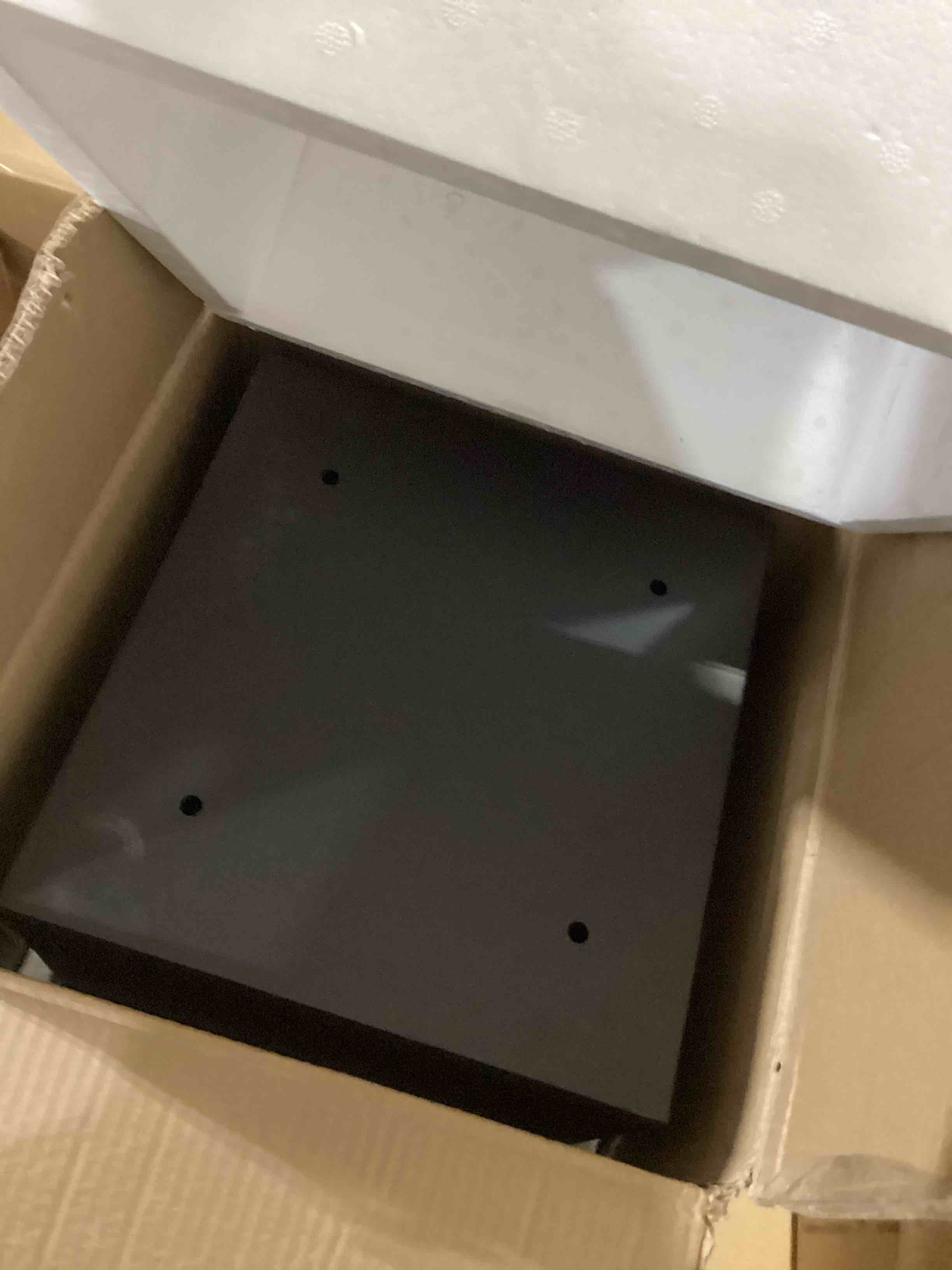 https://s3.amazonaws.com/lotting-images-prod/bidfta/PPE1631709_1738874801105.jpeg