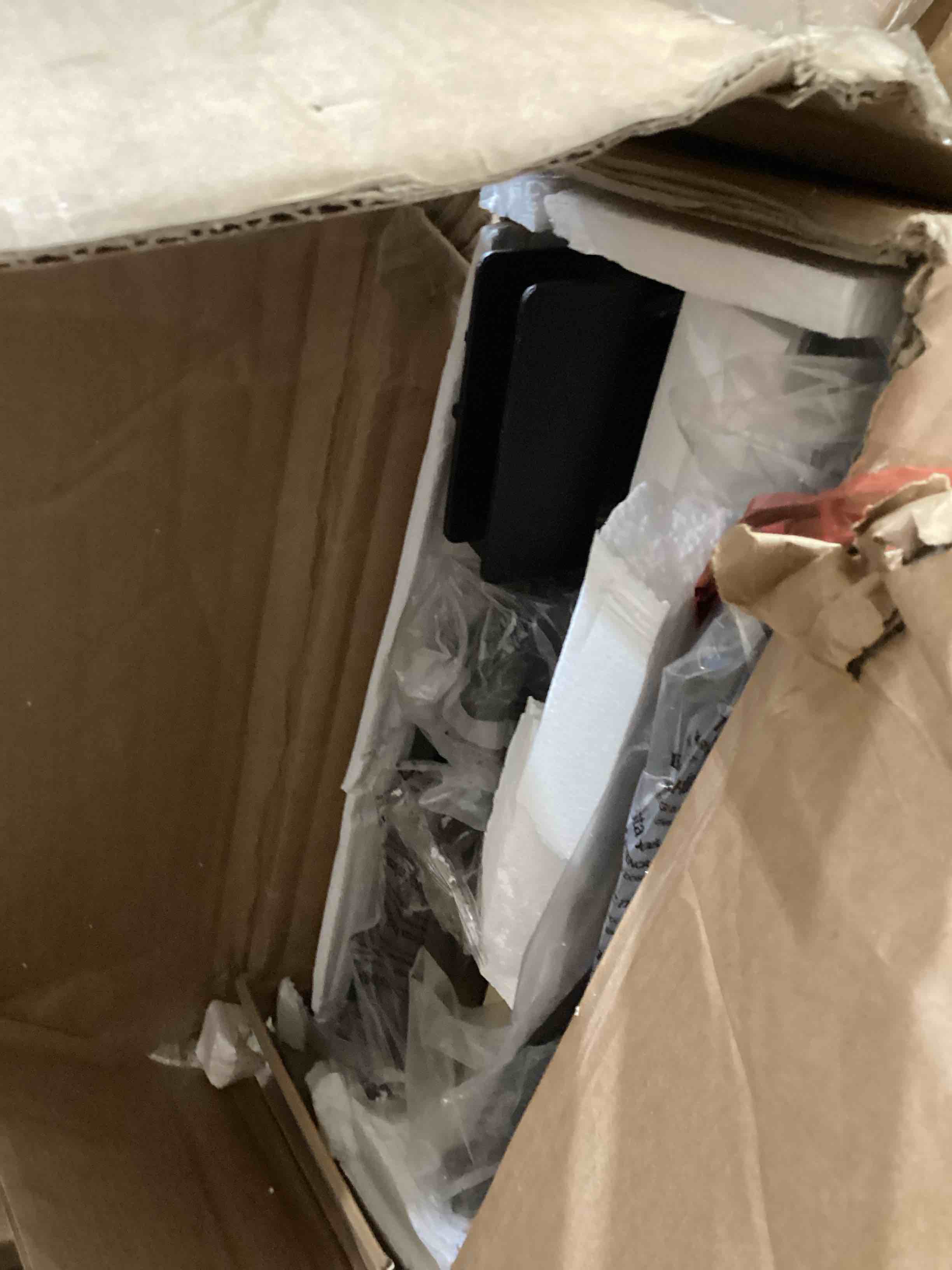 https://s3.amazonaws.com/lotting-images-prod/bidfta/PPE1631840_1739892565826.jpeg