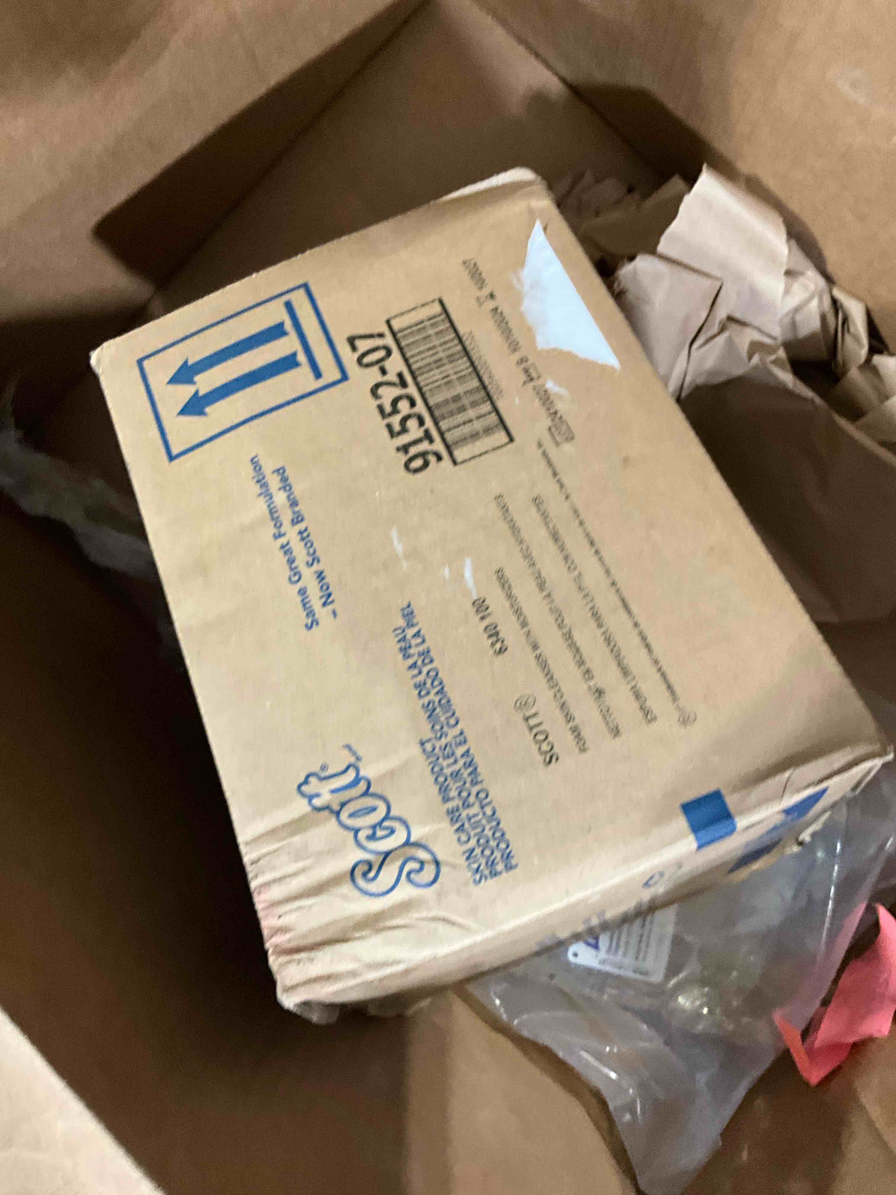 https://s3.amazonaws.com/lotting-images-prod/bidfta/PPE1632495_1744217023419.jpeg