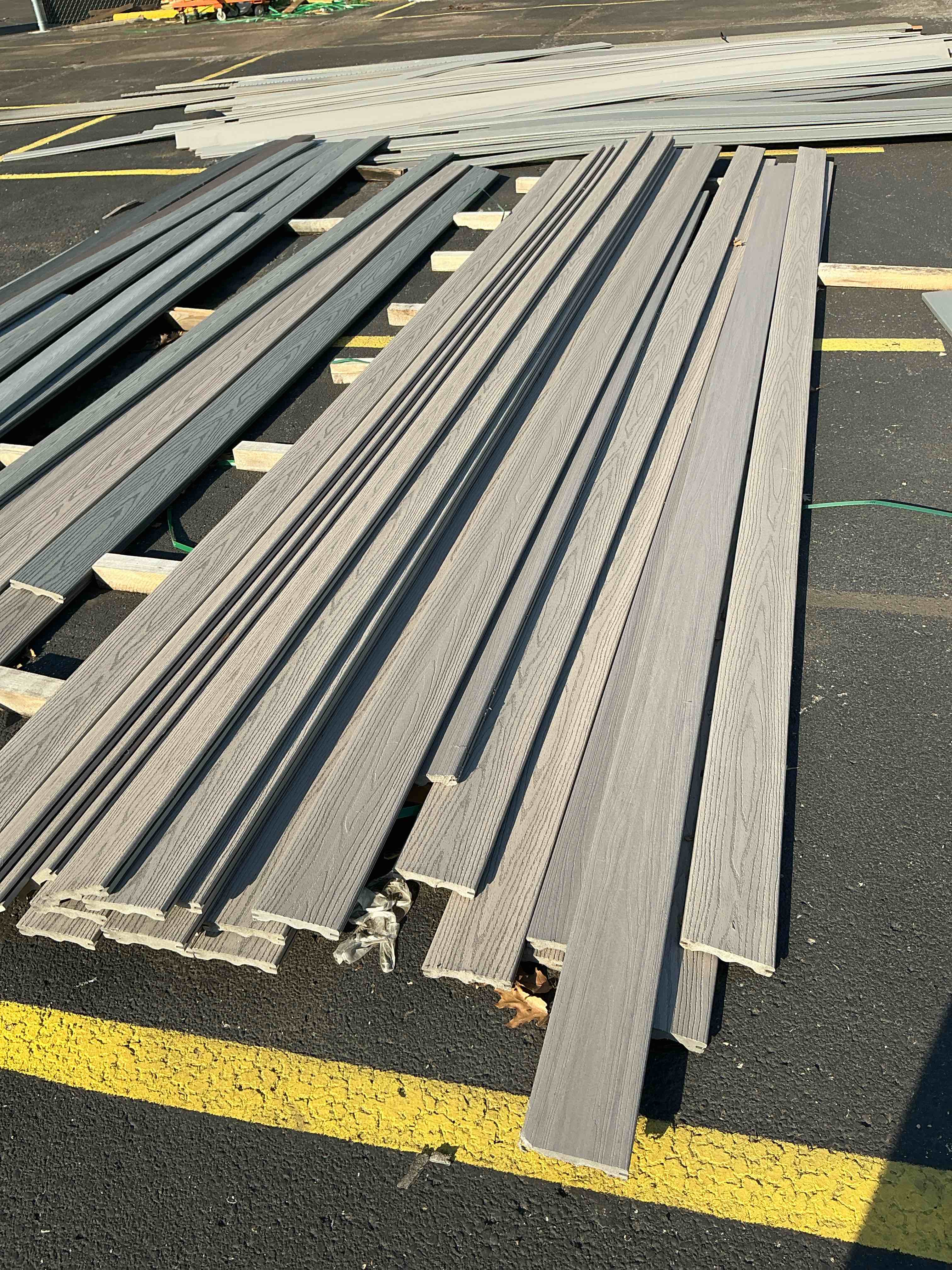 48 pc 768 linear foot 16’ grey composite decking boards your bid per linear foot 