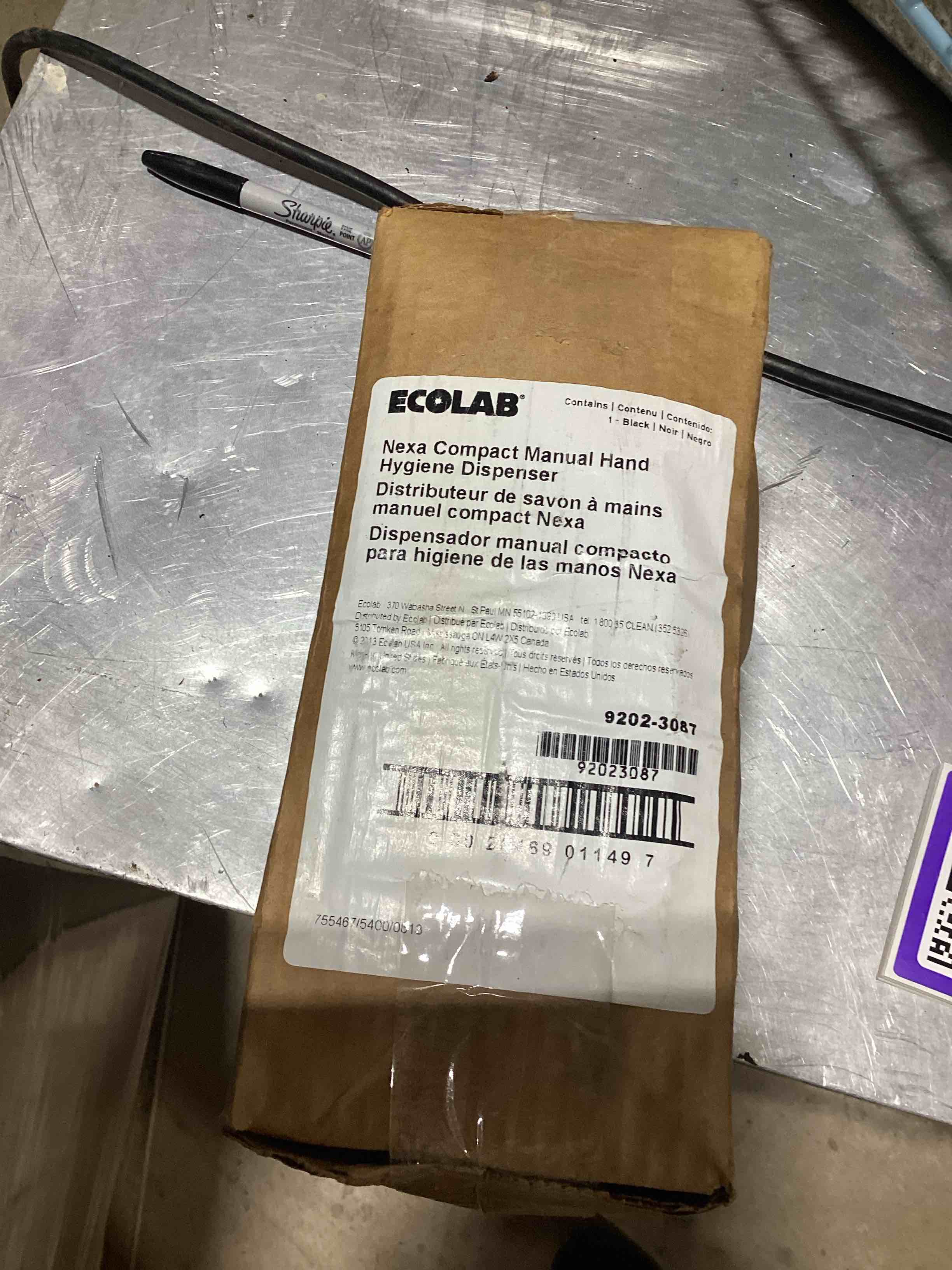 Condition photo showing Good Condition for ecolab nexa compact manual hand hygiene dispenser 9202-3087