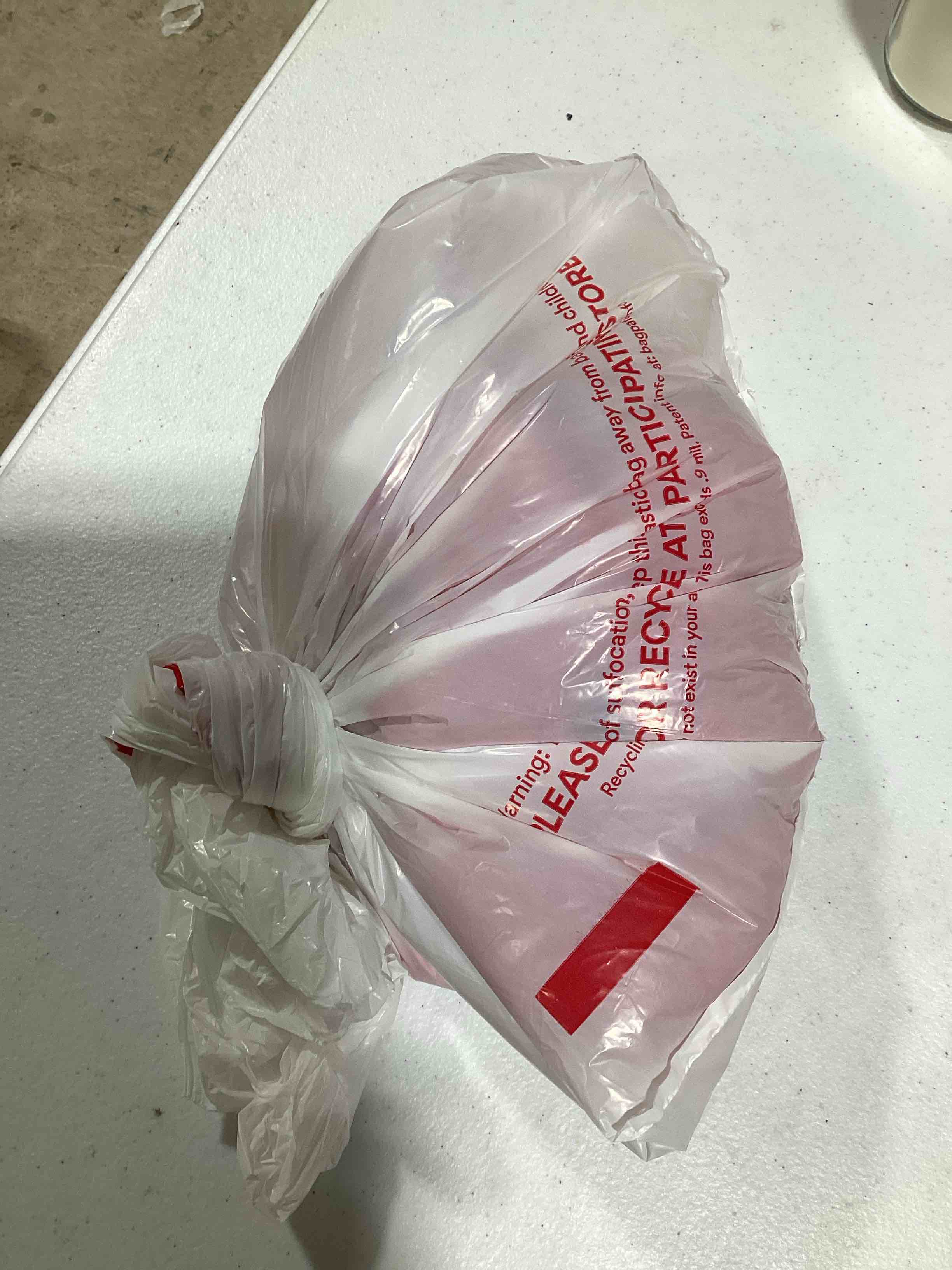 https://s3.amazonaws.com/lotting-images-prod/bidfta/PPE1638709_1745938412826.jpeg