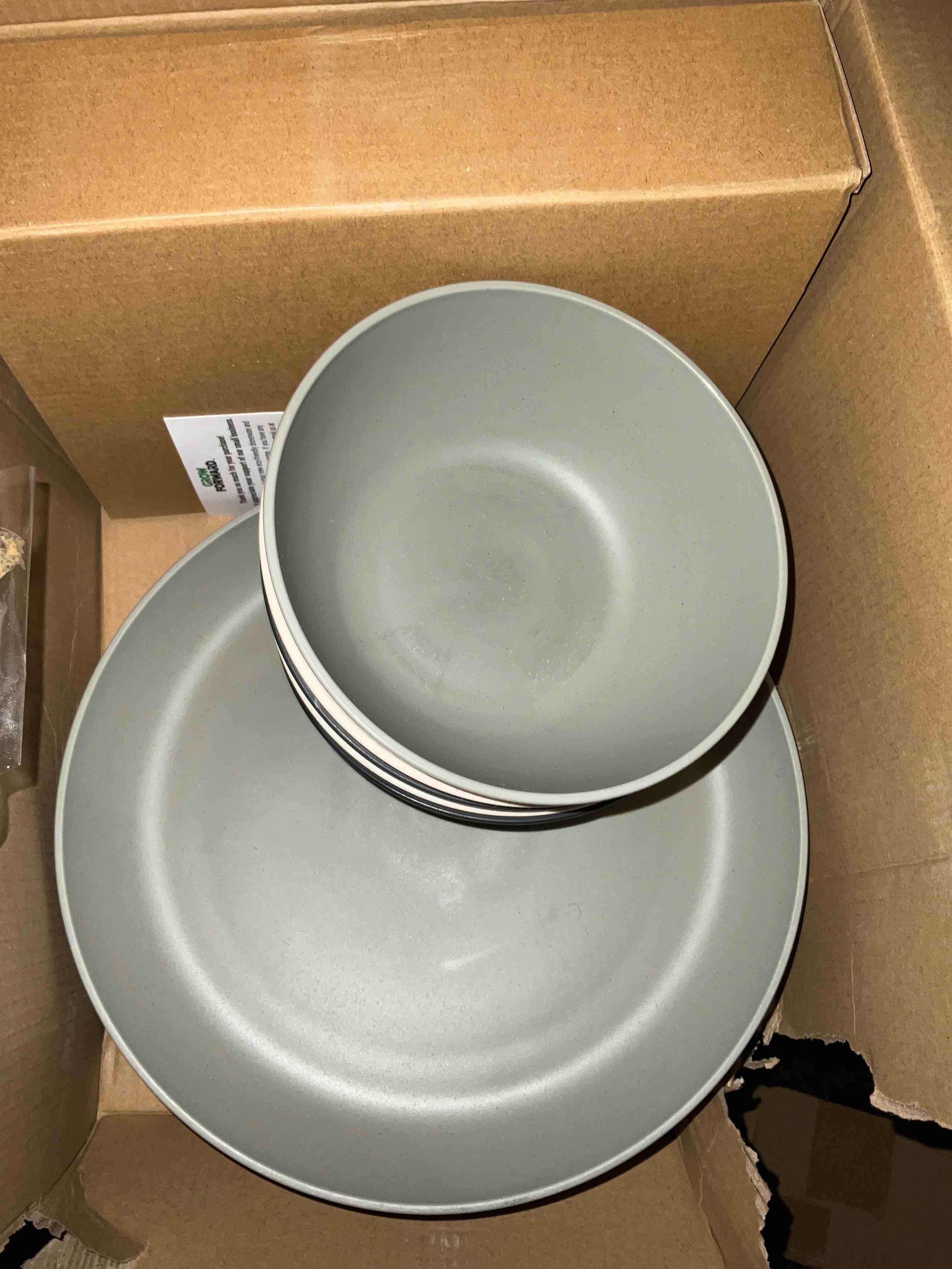 https://s3.amazonaws.com/lotting-images-prod/bidfta/PPE1645630_1744050233956.jpeg