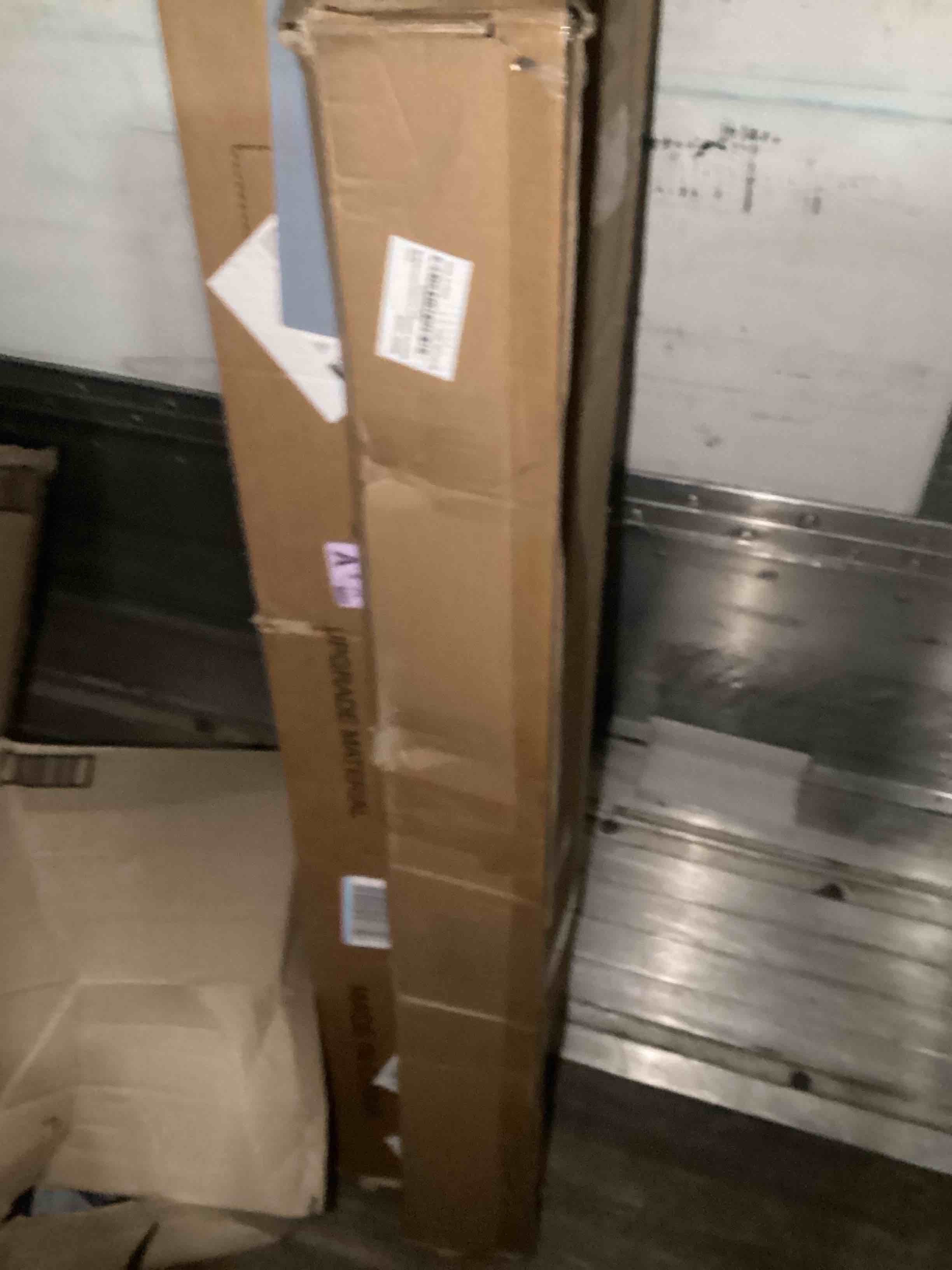 https://s3.amazonaws.com/lotting-images-prod/bidfta/PPE1647250_1747144939843.jpeg