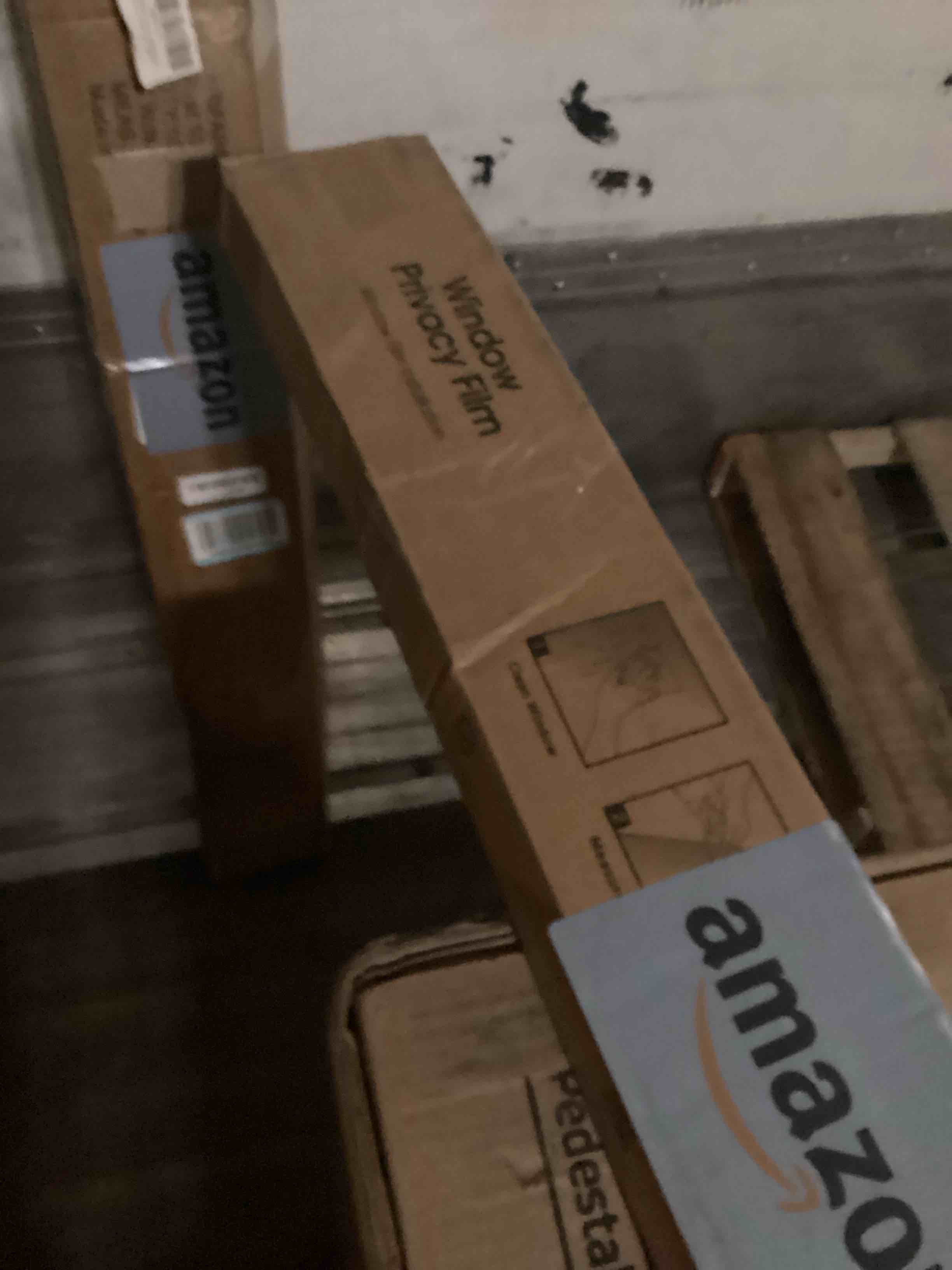 https://s3.amazonaws.com/lotting-images-prod/bidfta/PPE1647251_1747144590366.jpeg