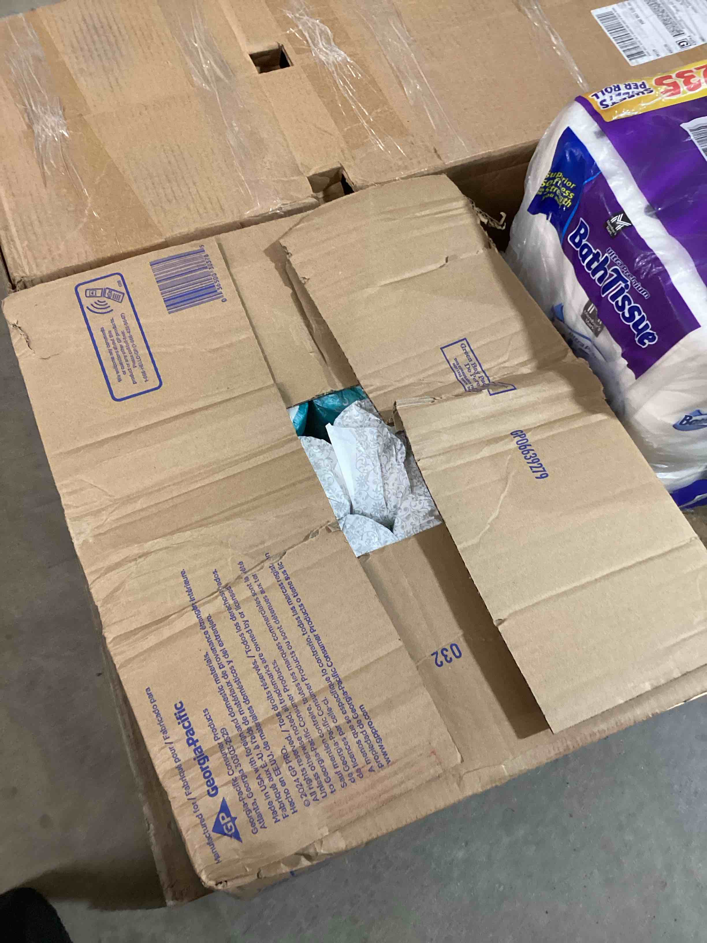 https://s3.amazonaws.com/lotting-images-prod/bidfta/PPE1647485_1747327200411.jpeg