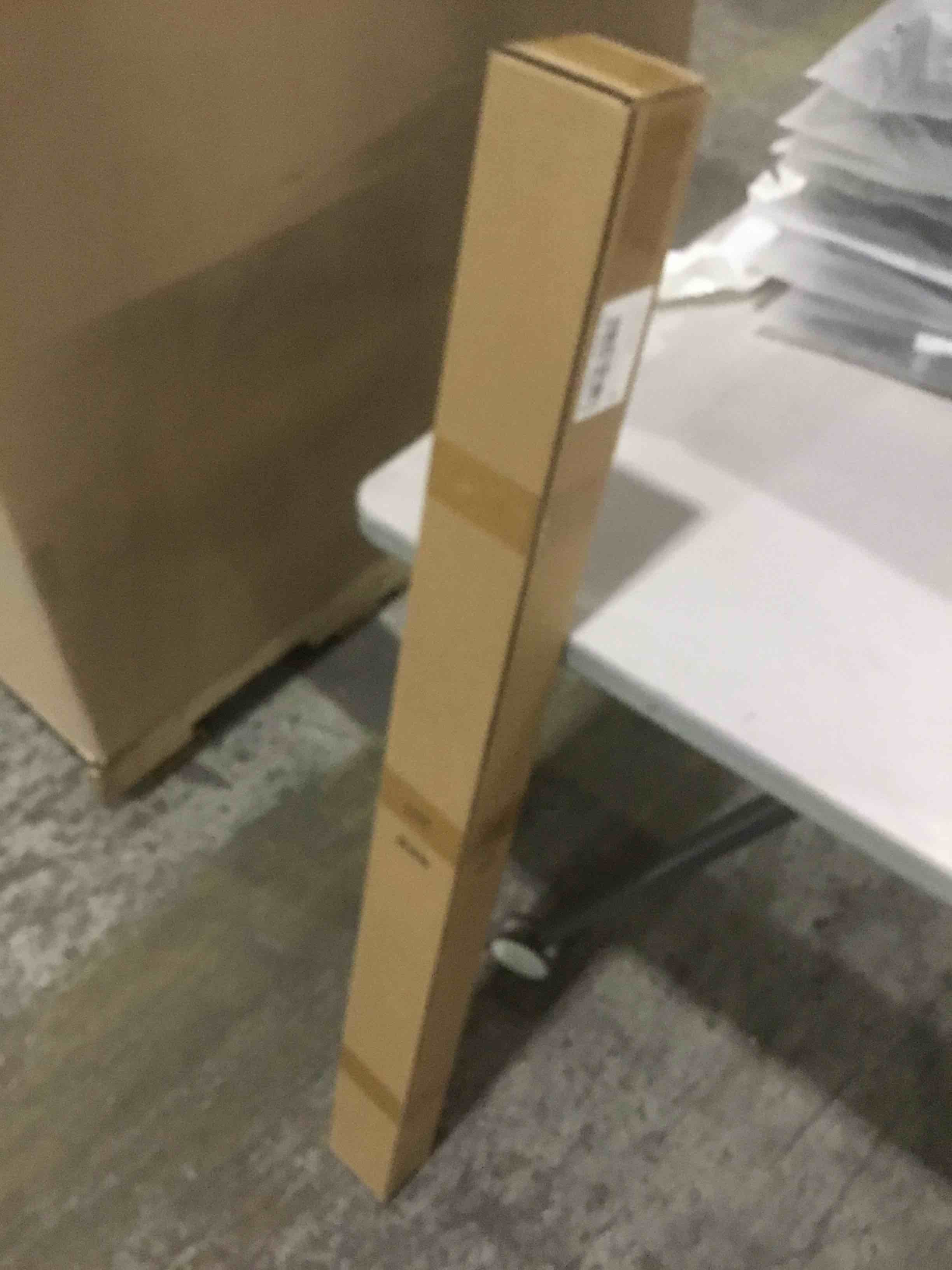 https://s3.amazonaws.com/lotting-images-prod/bidfta/PPE1651086_1736954285421.jpeg