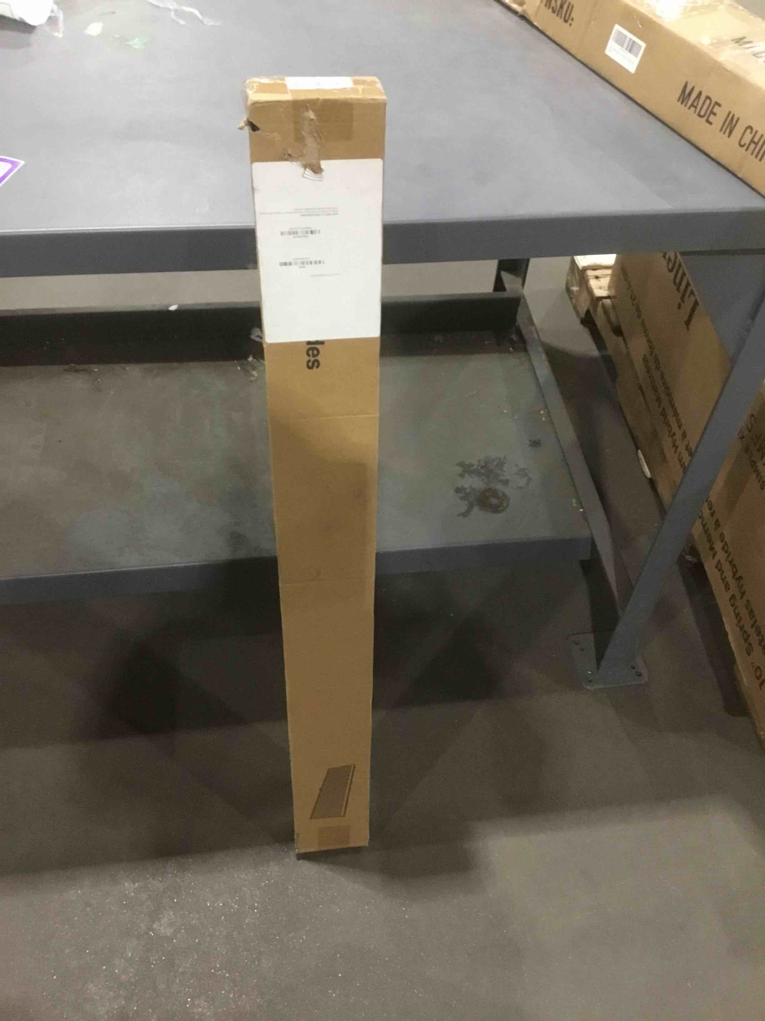 https://s3.amazonaws.com/lotting-images-prod/bidfta/PPE1651413_1737034137810.jpeg