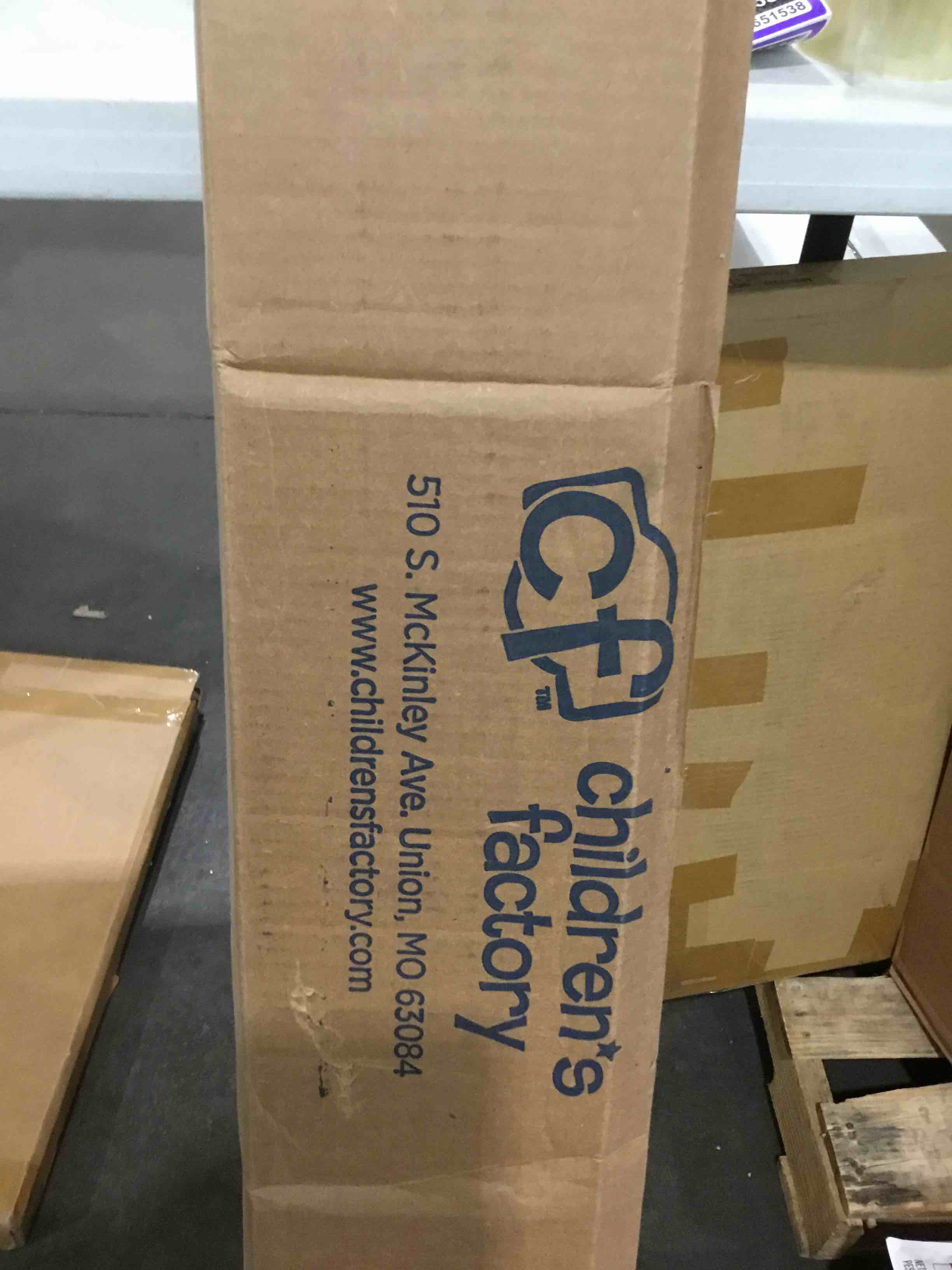 https://s3.amazonaws.com/lotting-images-prod/bidfta/PPE1651526_1737043984459.jpeg
