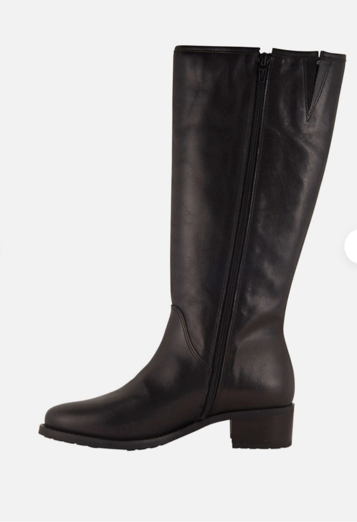 David Tate Black calf length women’s boots Size 11 WW