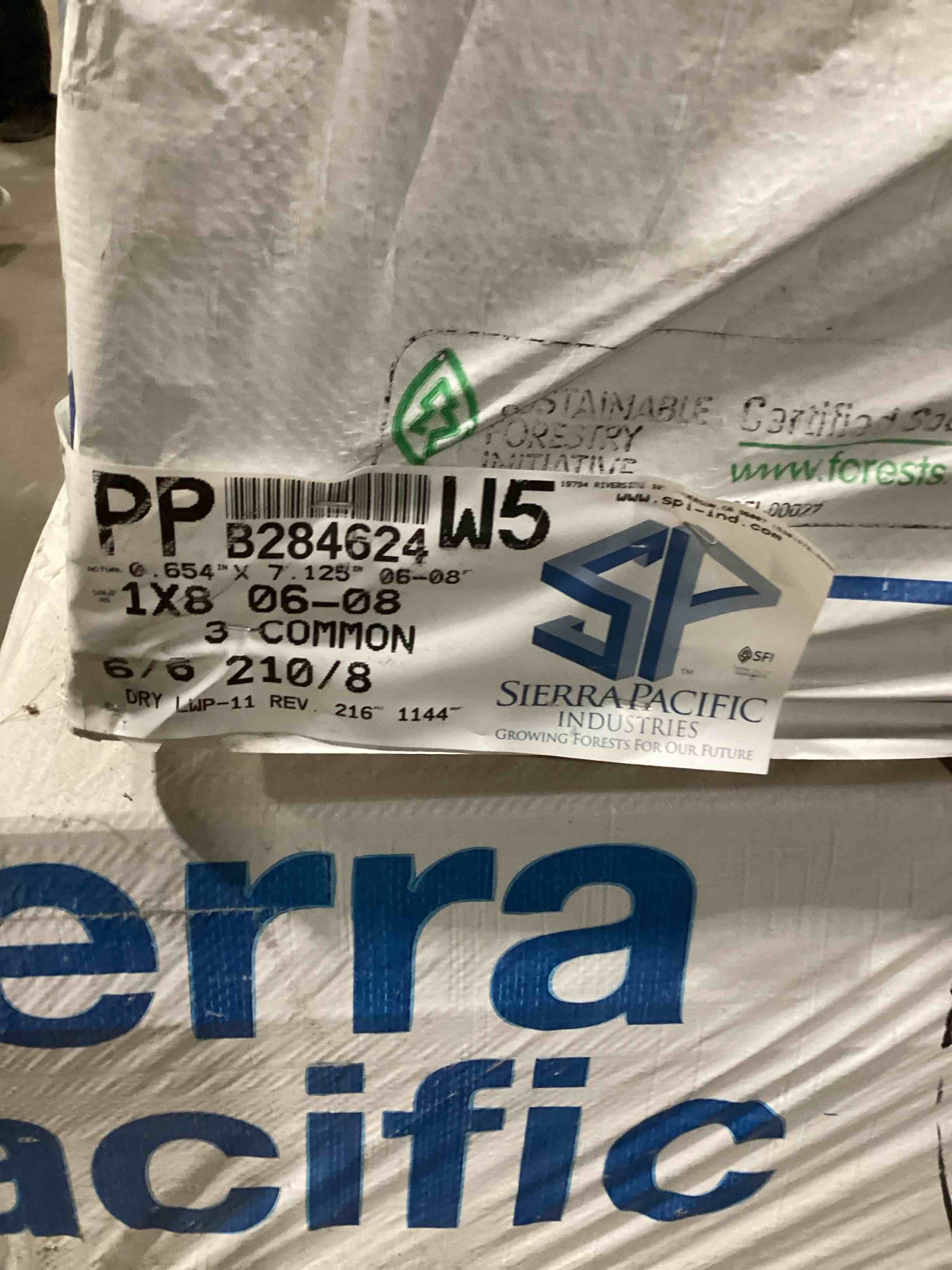 https://s3.amazonaws.com/lotting-images-prod/bidfta/PPE1652280_1737579360443.jpeg