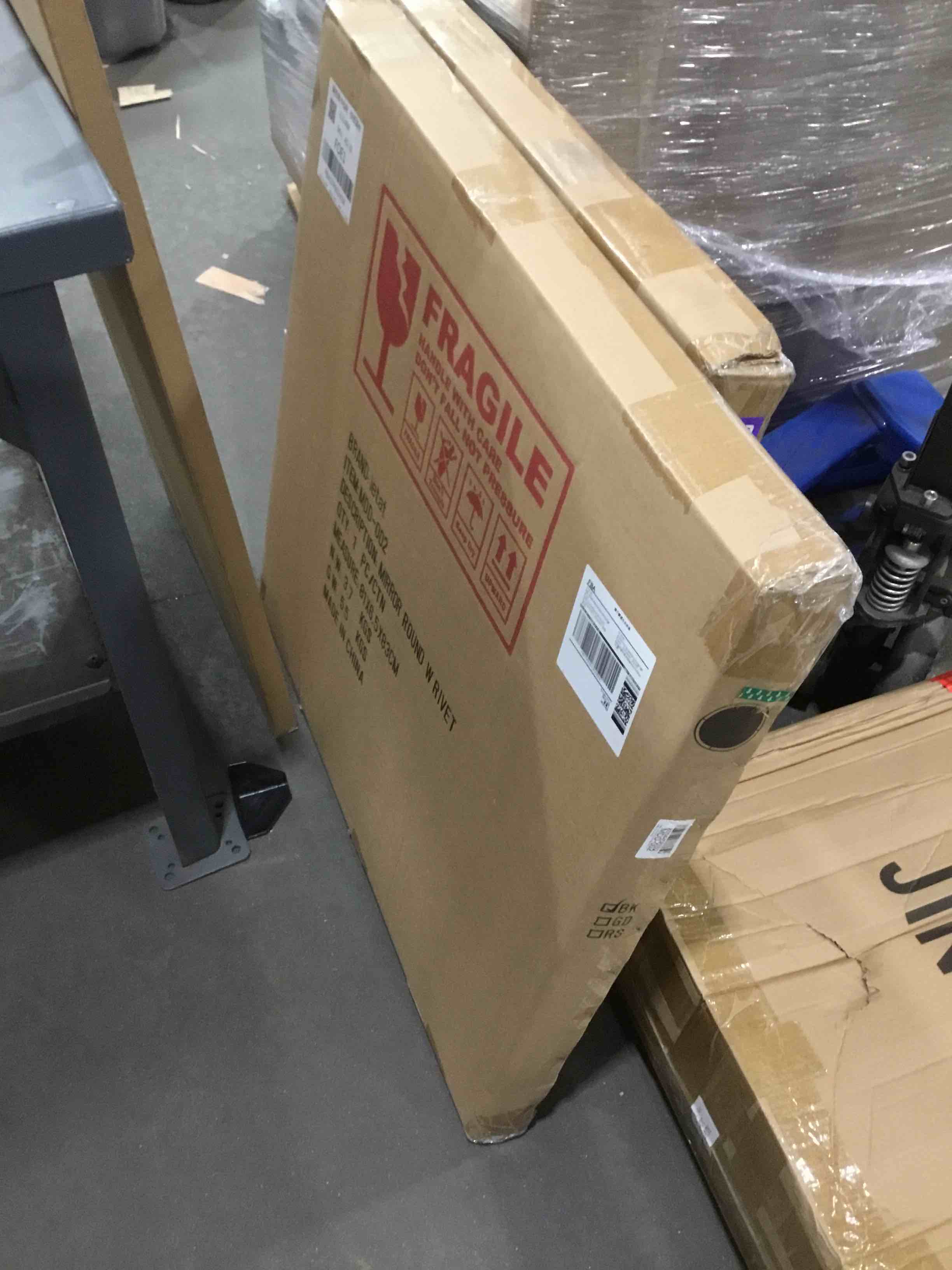 https://s3.amazonaws.com/lotting-images-prod/bidfta/PPE1652596_1738001879203.jpeg