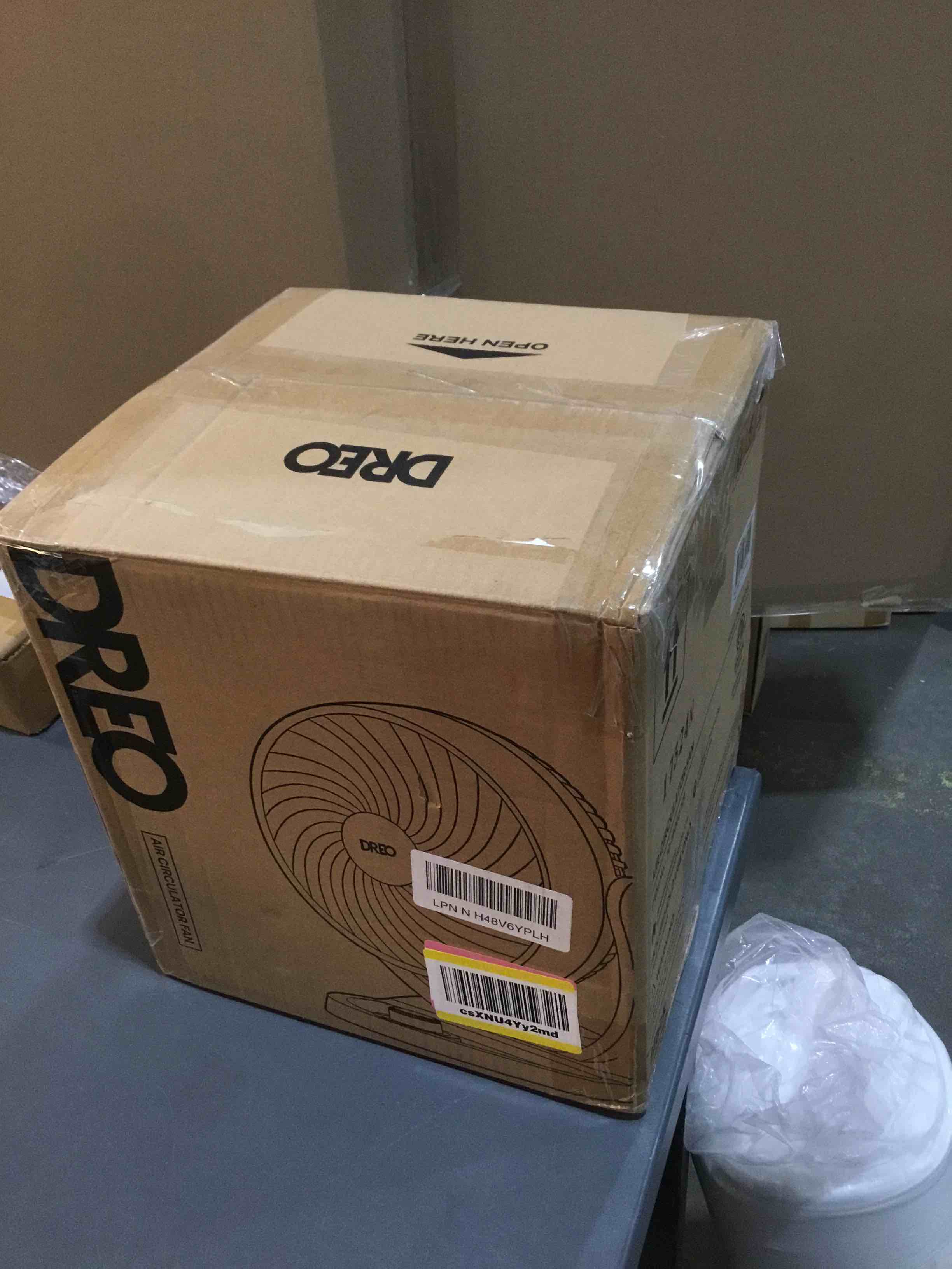 https://s3.amazonaws.com/lotting-images-prod/bidfta/PPE1652855_1738019859944.jpeg
