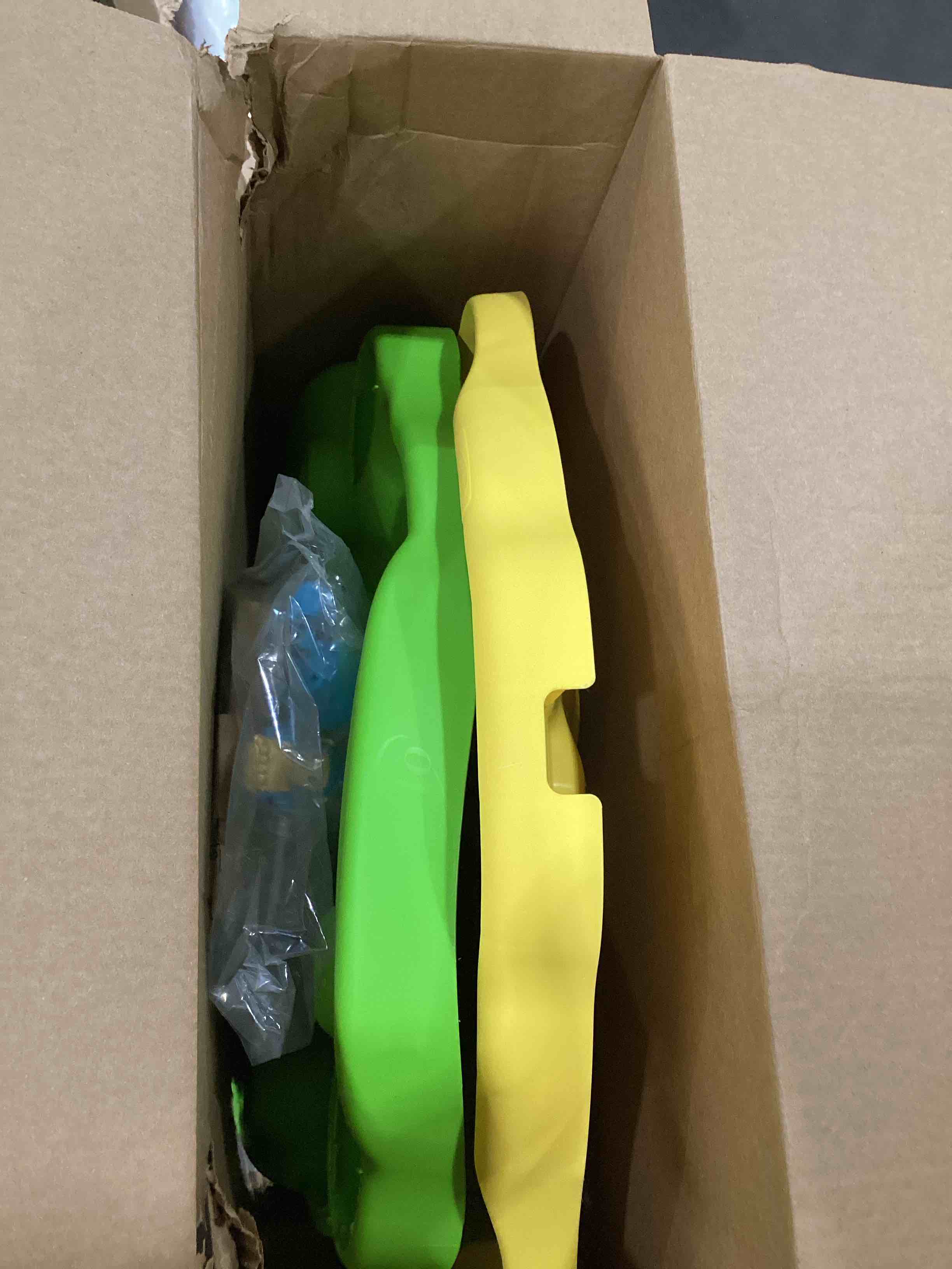 https://s3.amazonaws.com/lotting-images-prod/bidfta/PPE1659145_1745522171968.jpeg