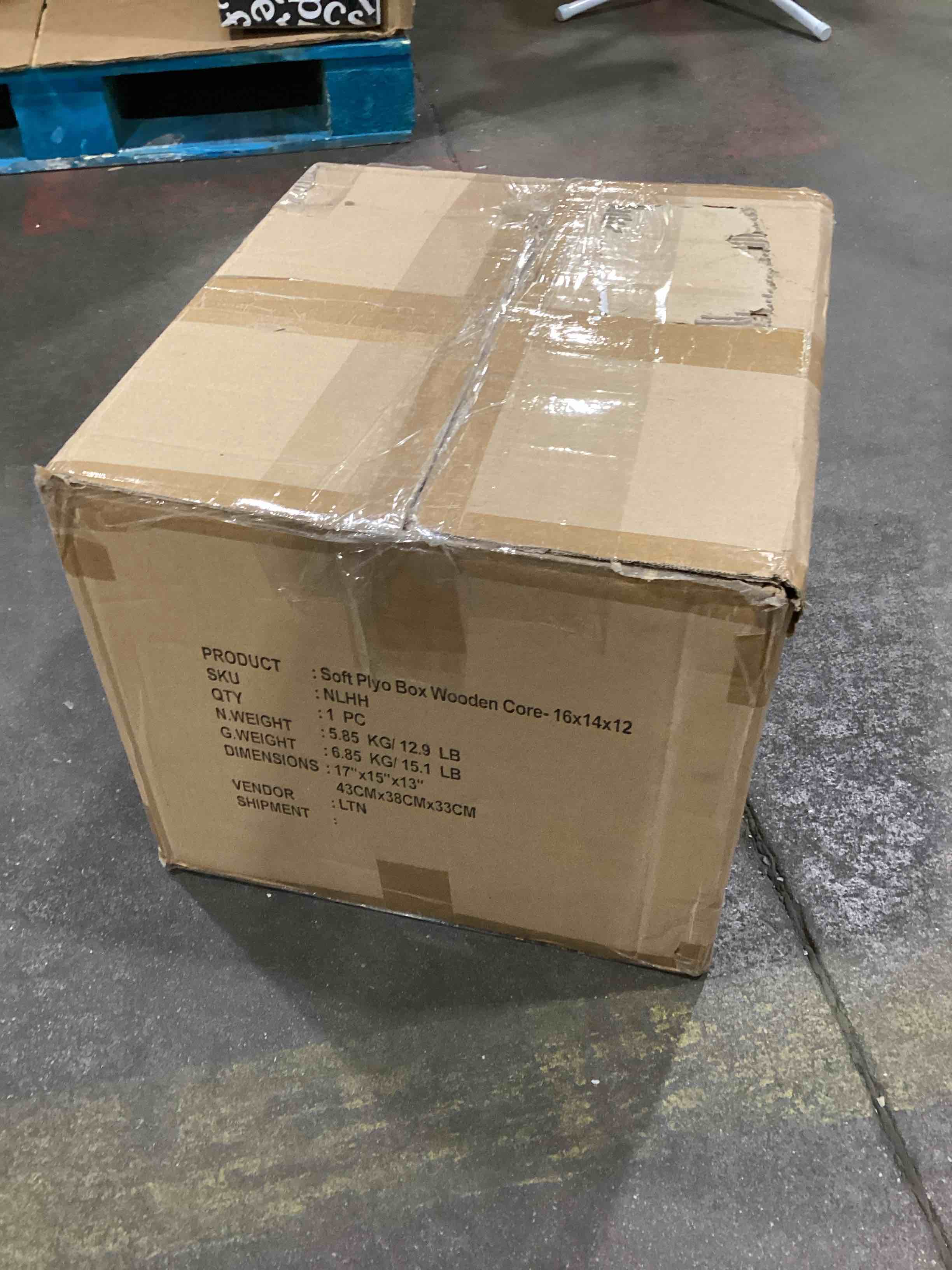 https://s3.amazonaws.com/lotting-images-prod/bidfta/PPE1659377_1745935246090.jpeg
