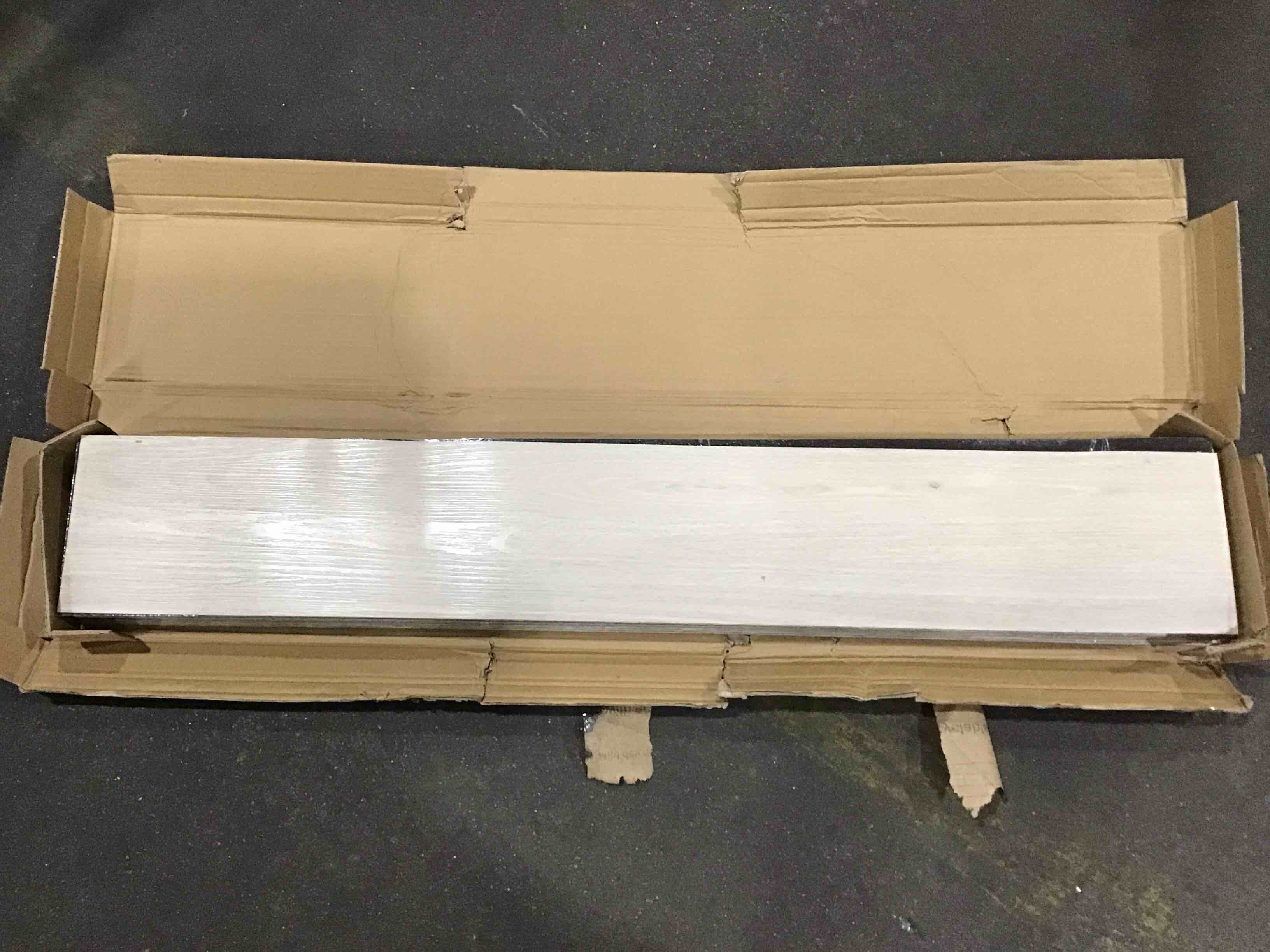 https://s3.amazonaws.com/lotting-images-prod/bidfta/PPE1659611_1746101022488.jpeg