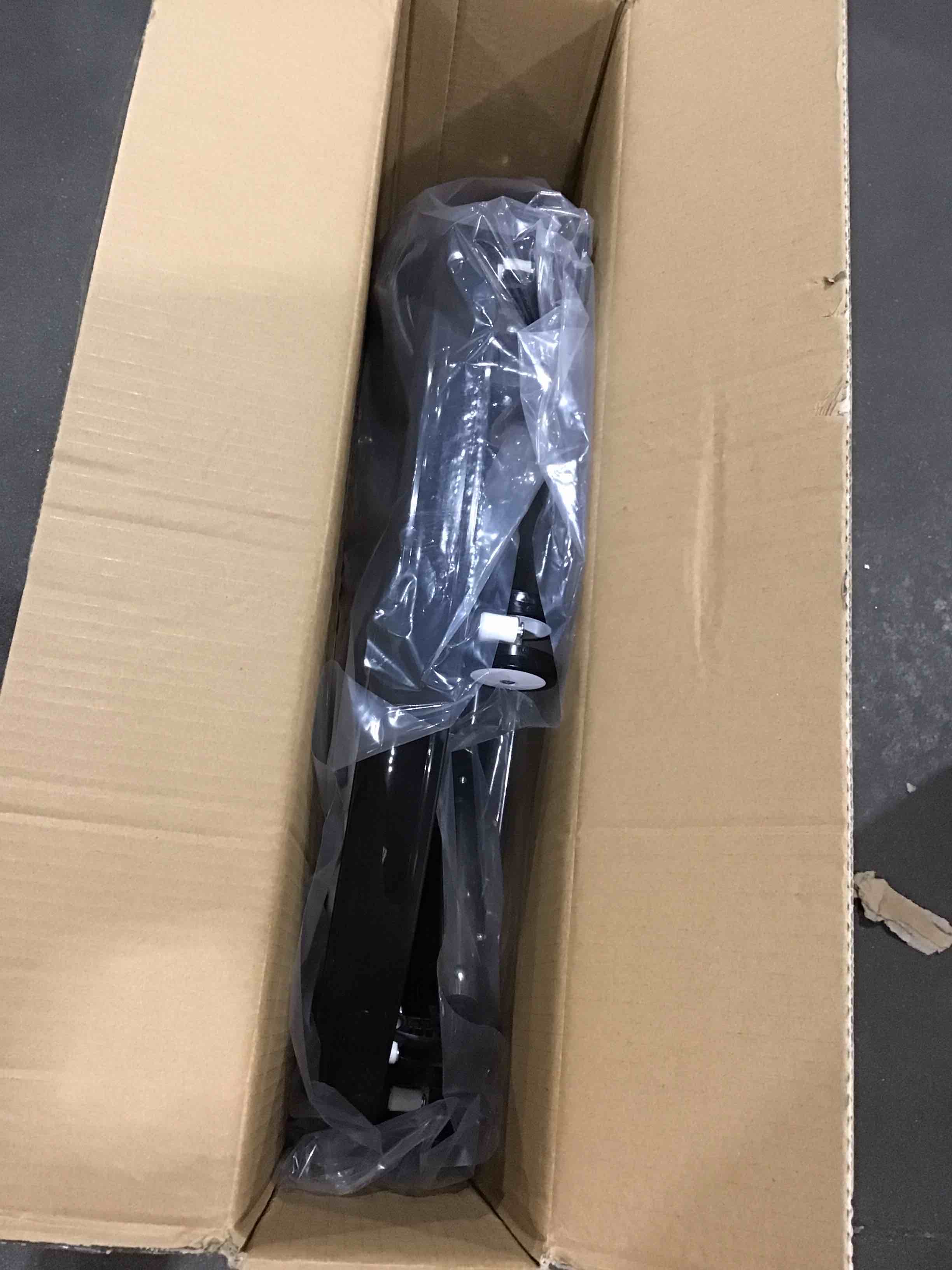 https://s3.amazonaws.com/lotting-images-prod/bidfta/PPE1659702_1746624114459.jpeg