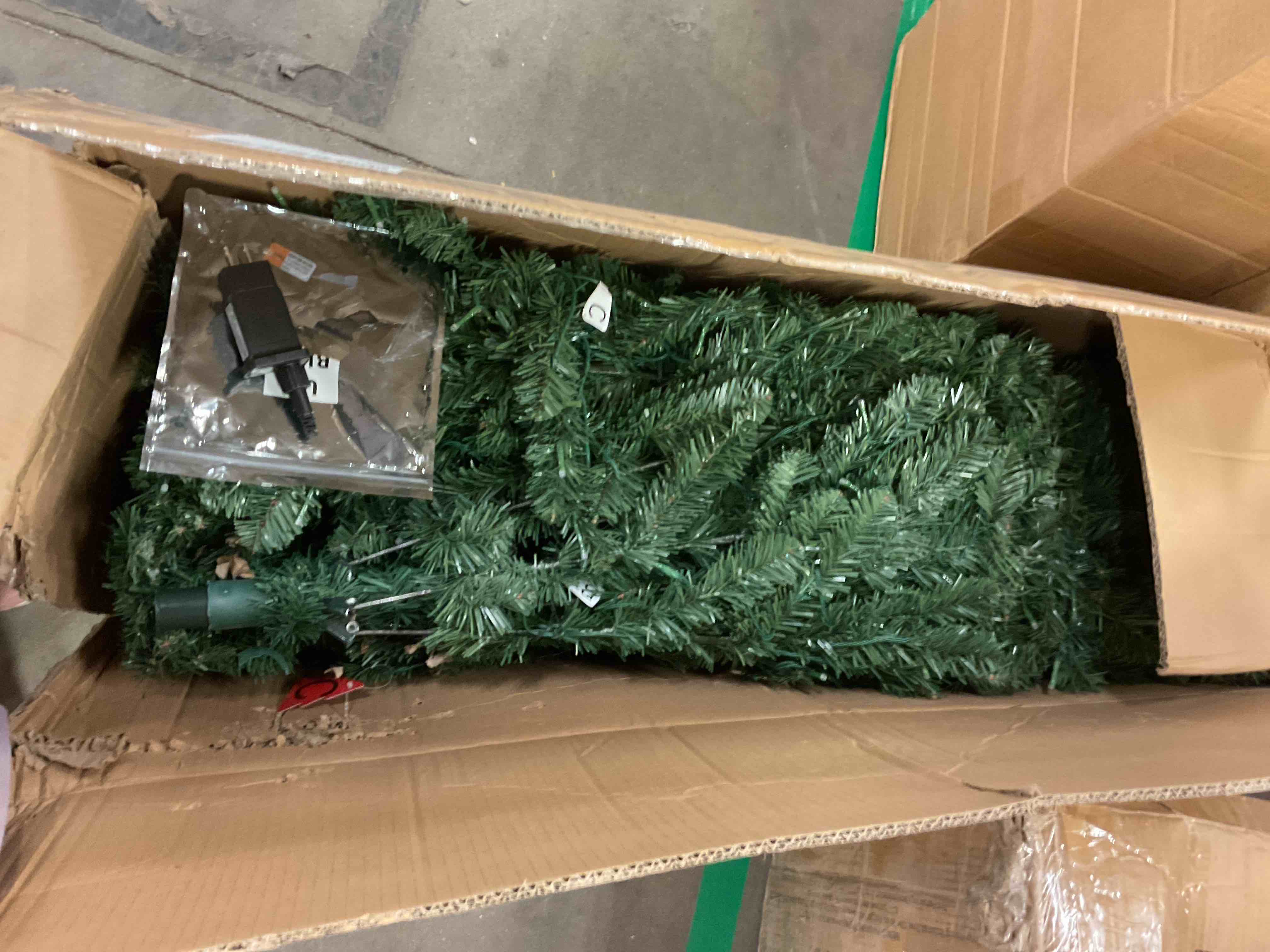 https://s3.amazonaws.com/lotting-images-prod/bidfta/PPE1697519_1736543328115.jpeg