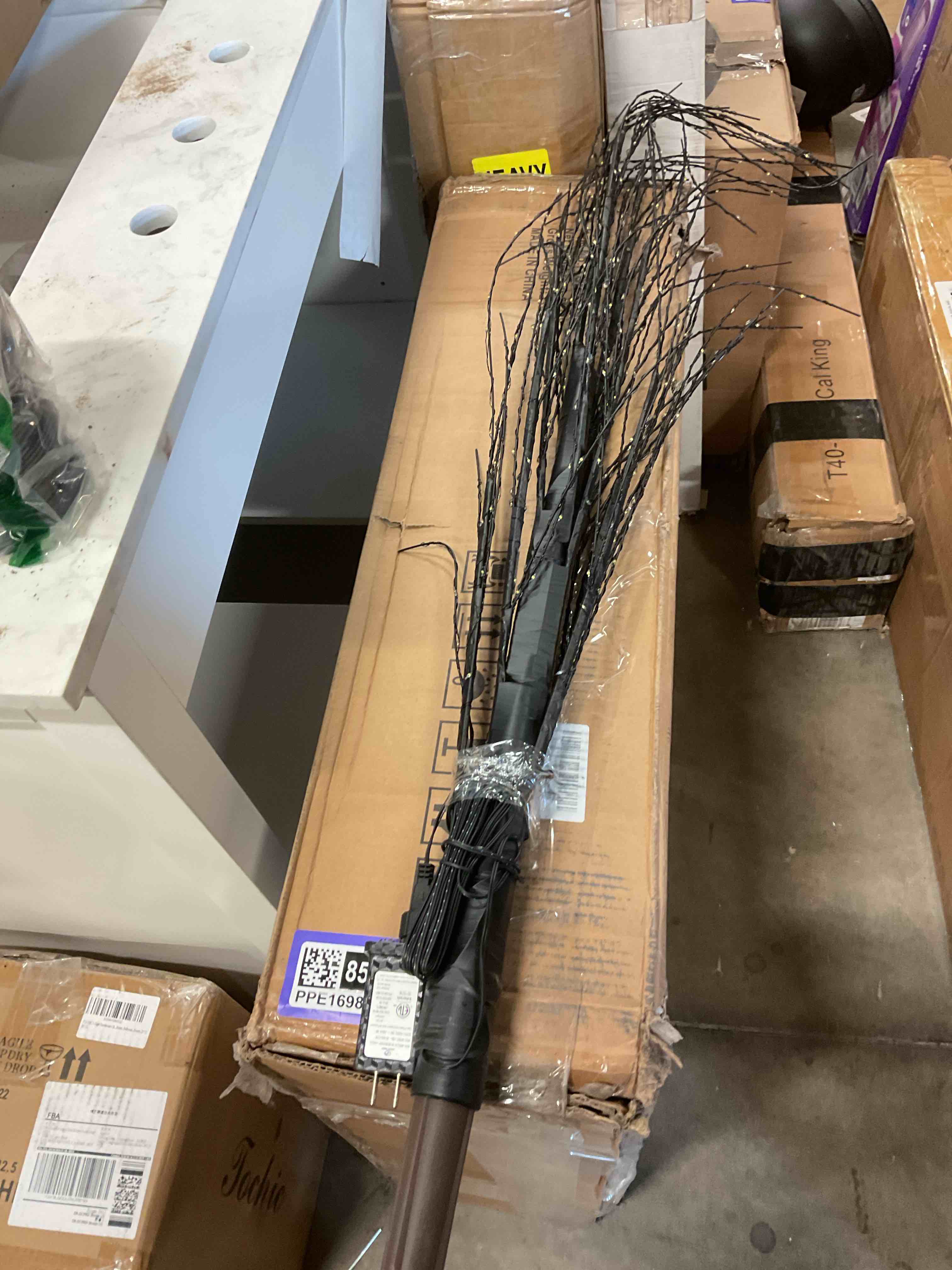 https://s3.amazonaws.com/lotting-images-prod/bidfta/PPE1698506_1741366720657.jpeg