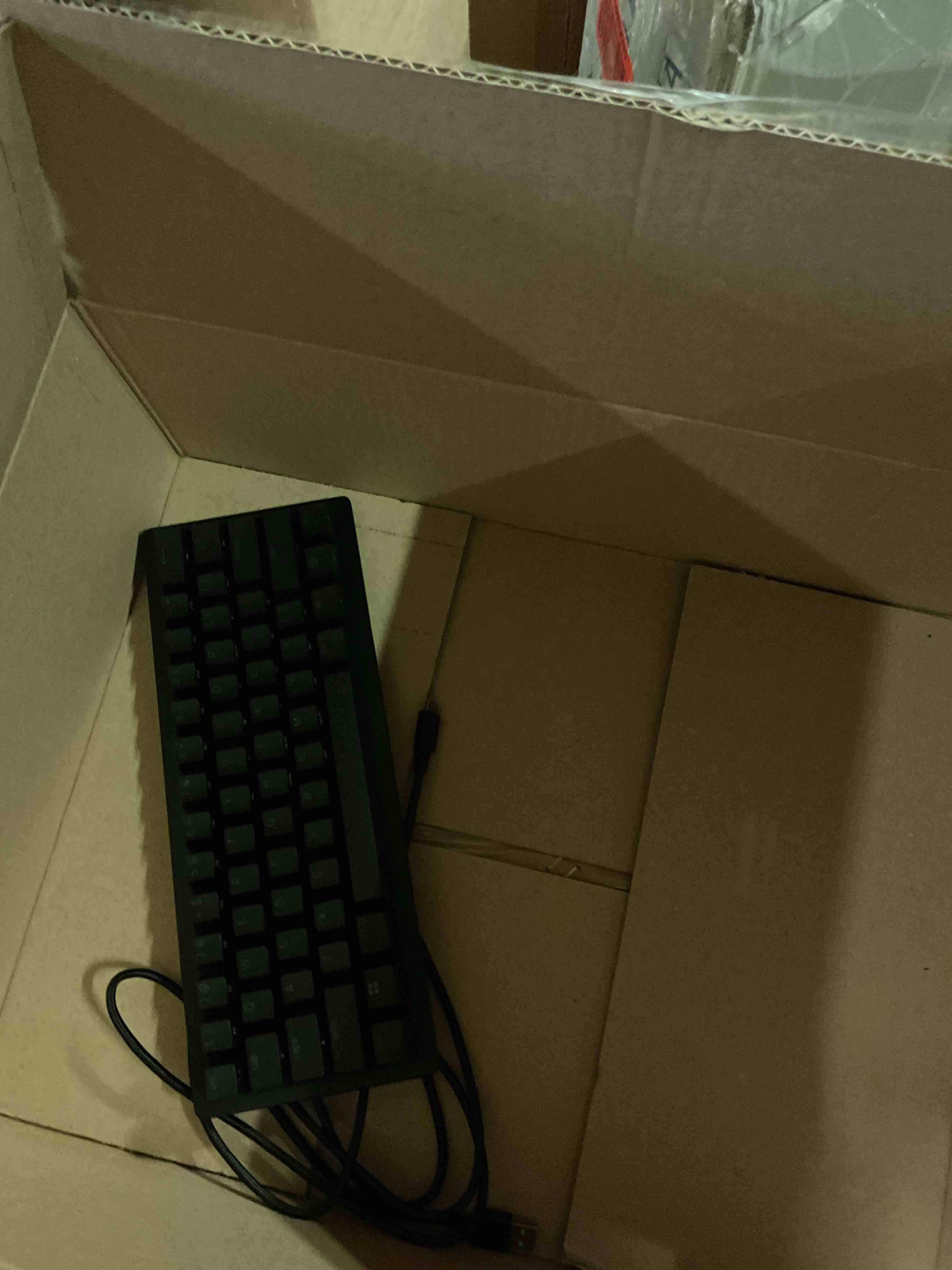 https://s3.amazonaws.com/lotting-images-prod/bidfta/PPE1714758_1755197226807.jpeg