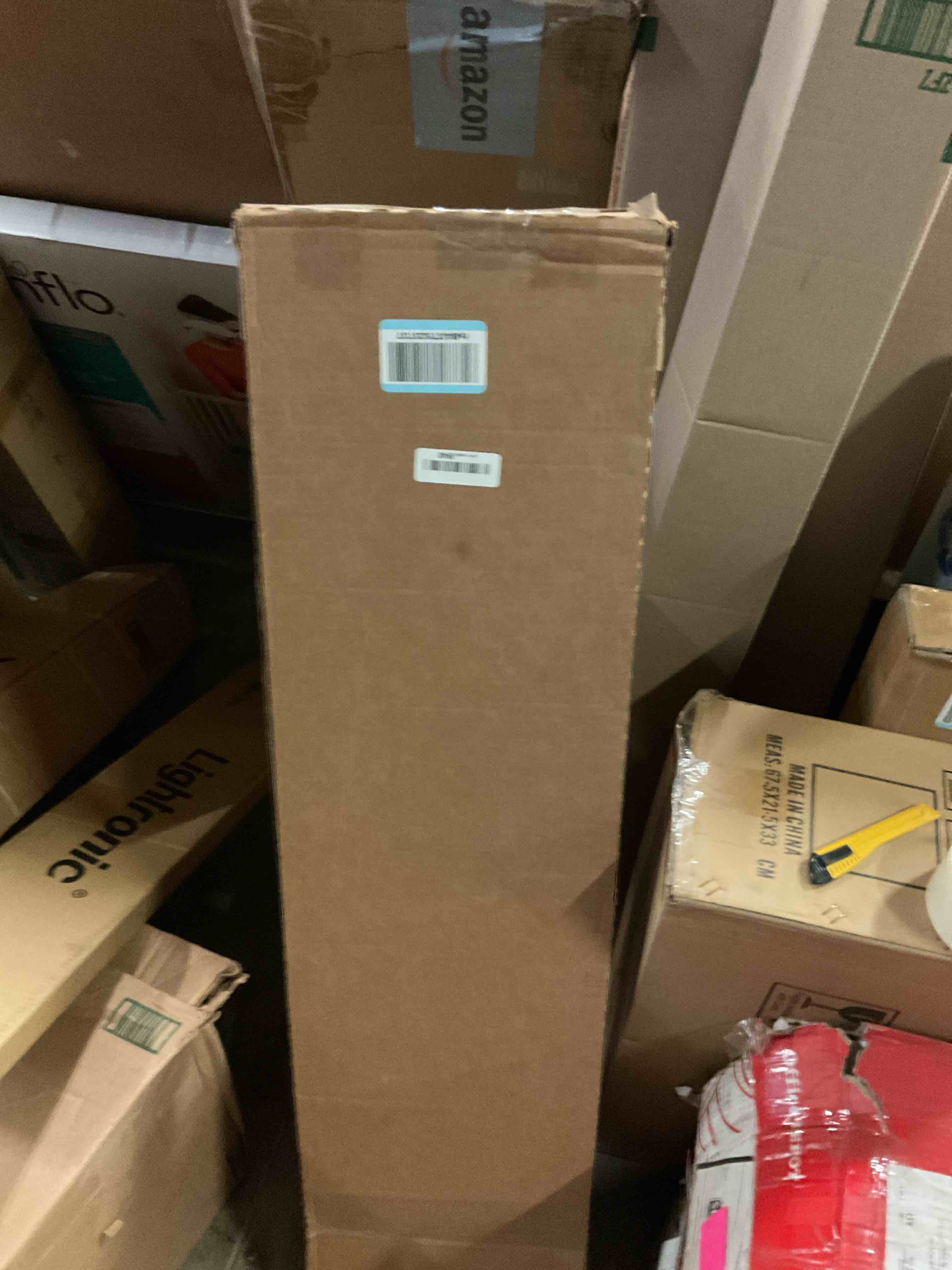 https://s3.amazonaws.com/lotting-images-prod/bidfta/PPE1714765_1755197597529.jpeg