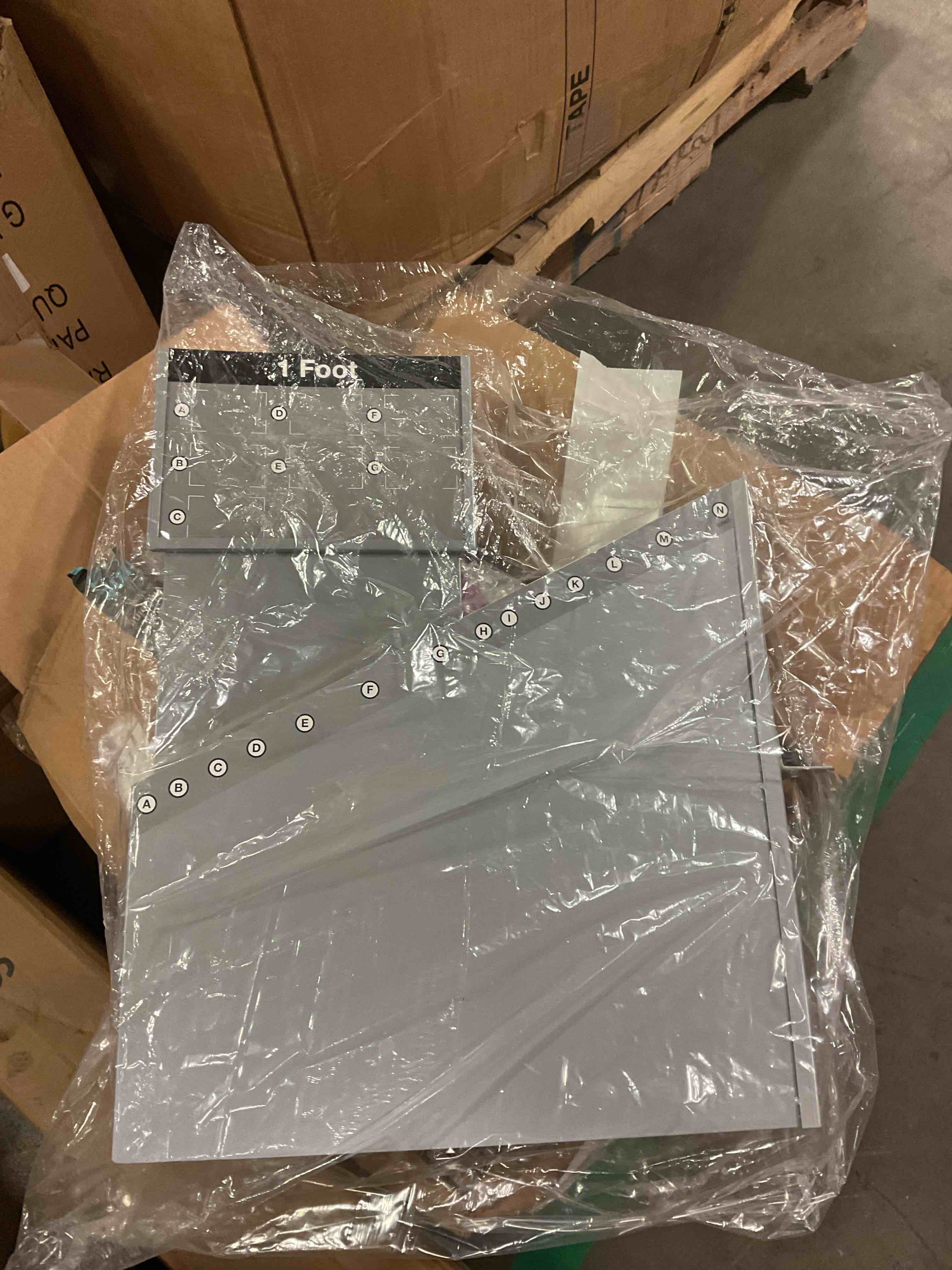 CROWN BOLT RACK