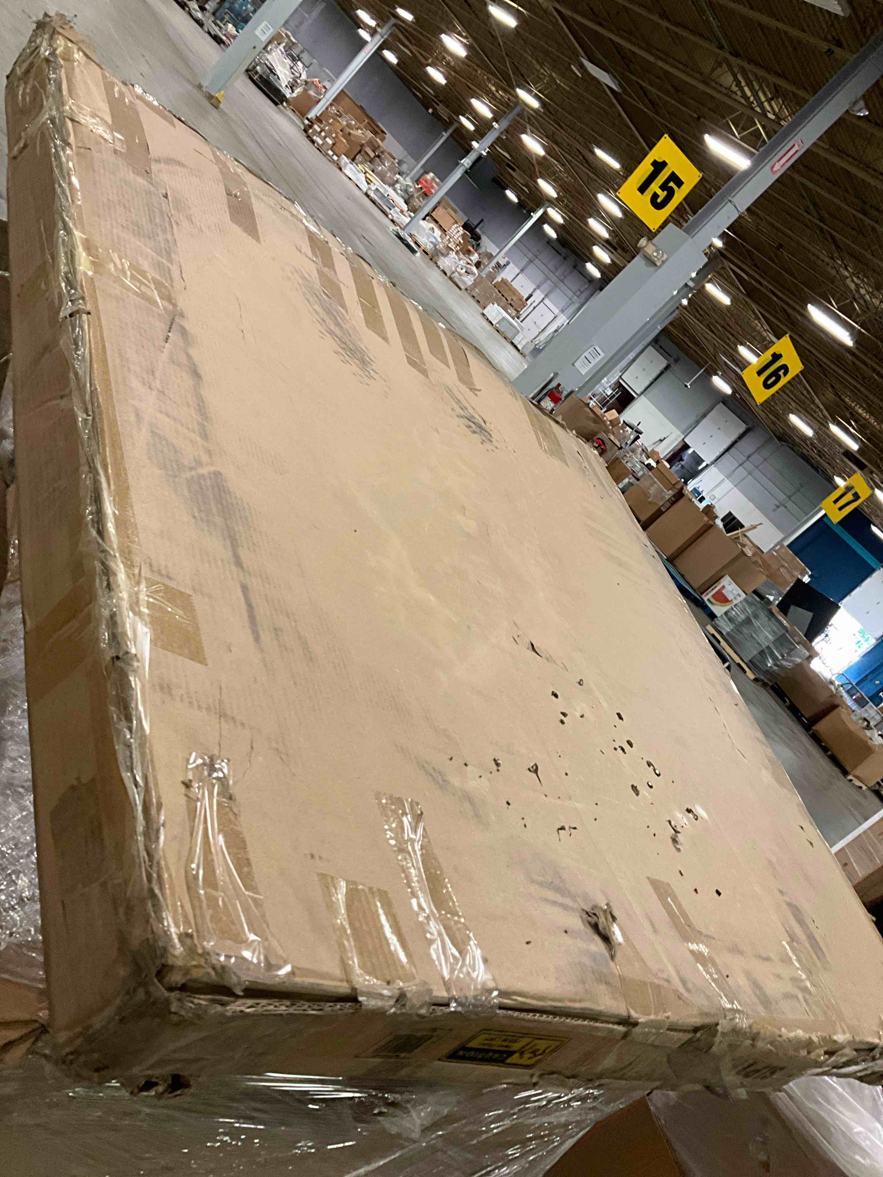 https://s3.amazonaws.com/lotting-images-prod/bidfta/PPE1715486_1756839946114.jpeg