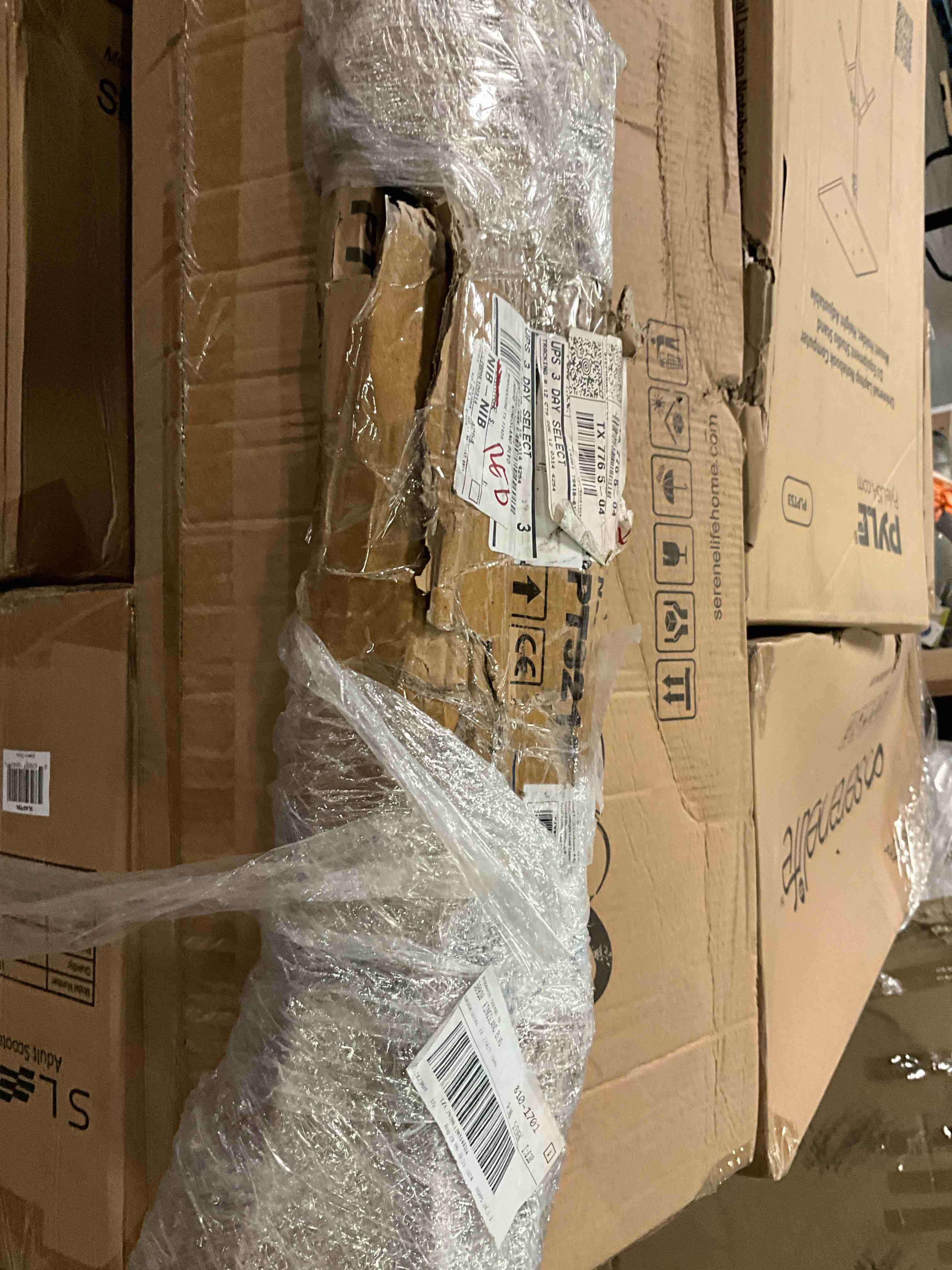 https://s3.amazonaws.com/lotting-images-prod/bidfta/PPE1715487_1756840133551.jpeg