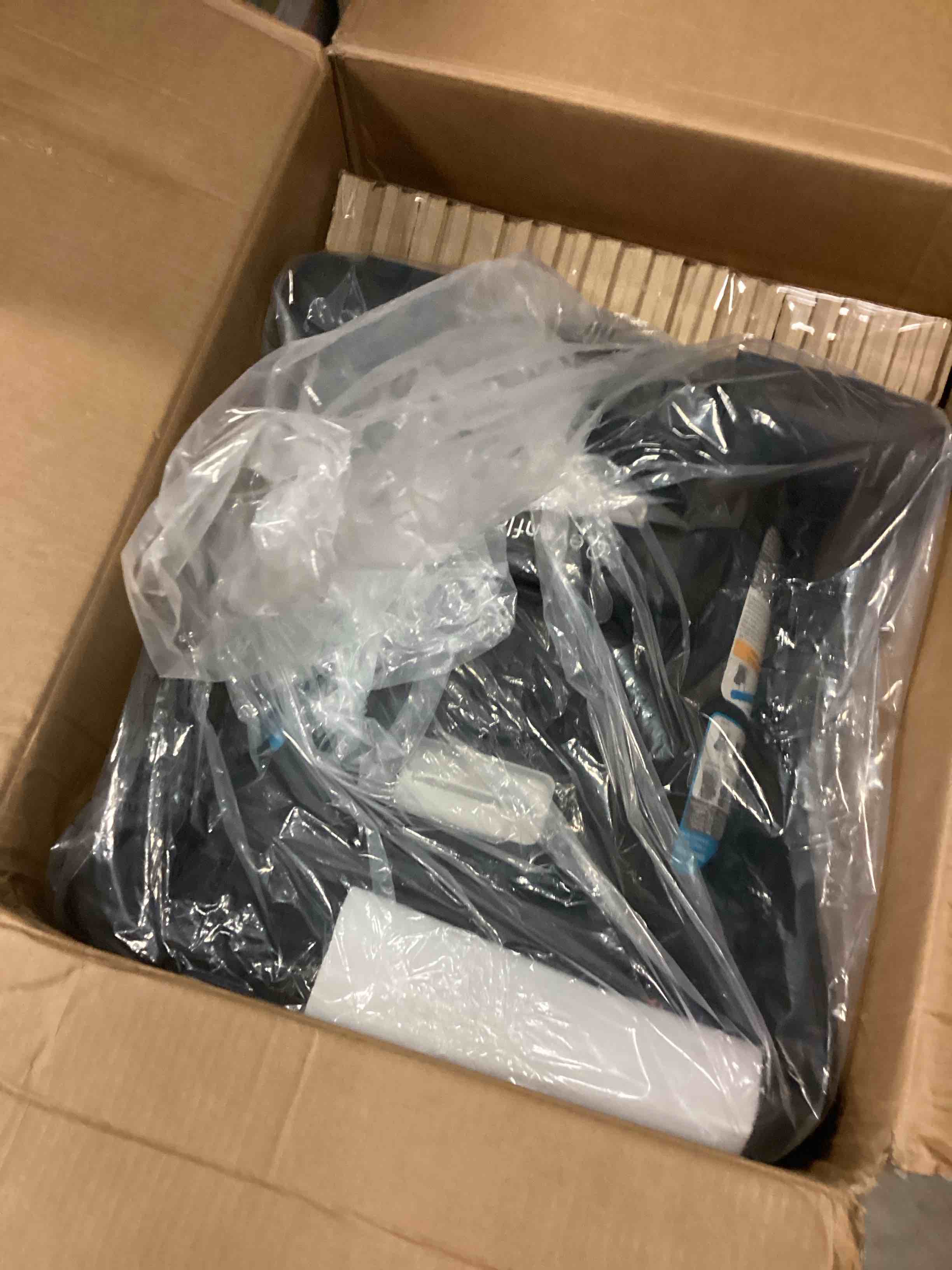 https://s3.amazonaws.com/lotting-images-prod/bidfta/PPE1715511_1756914799864.jpeg