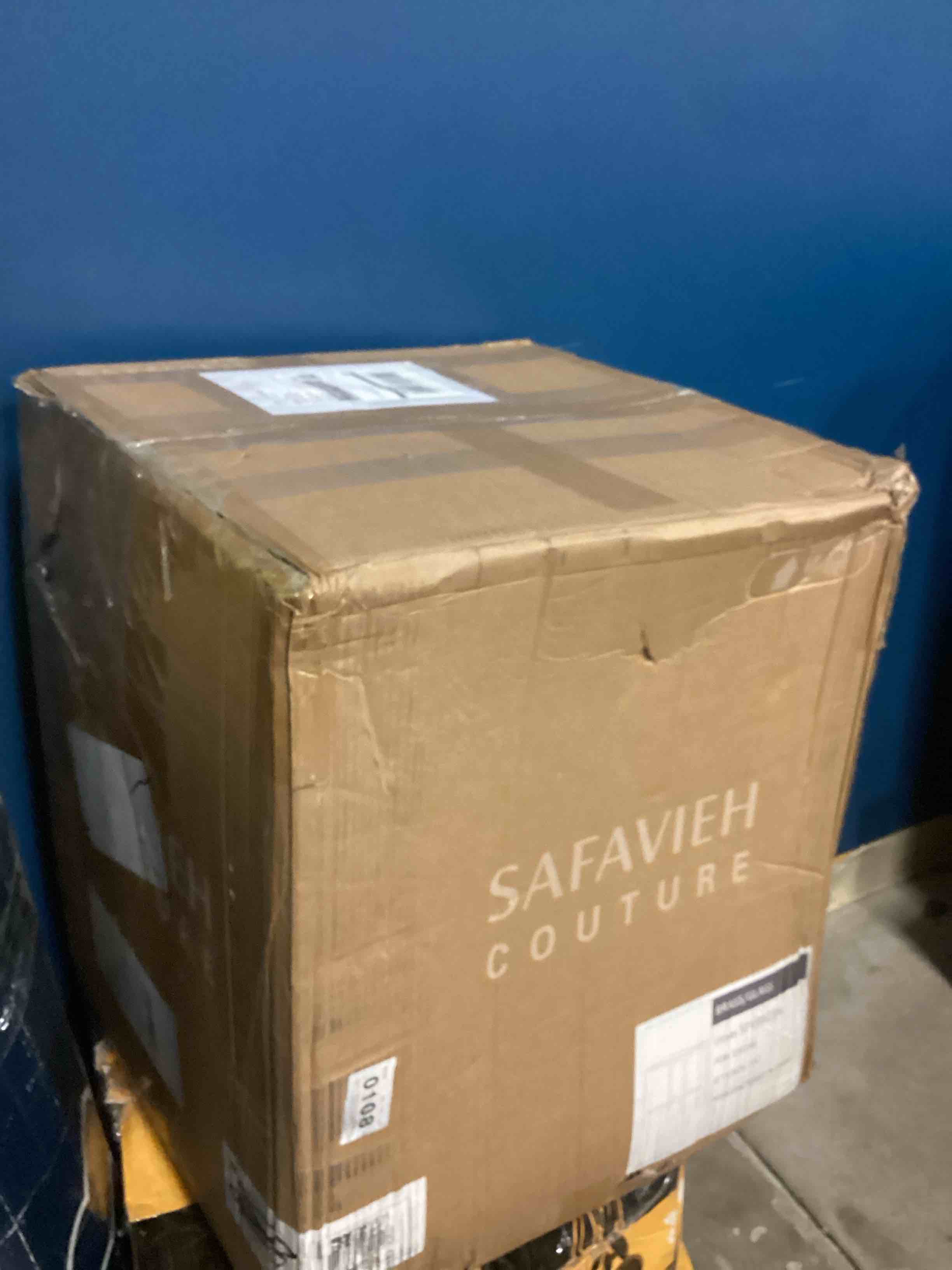 https://s3.amazonaws.com/lotting-images-prod/bidfta/PPE1715553_1756842308394.jpeg