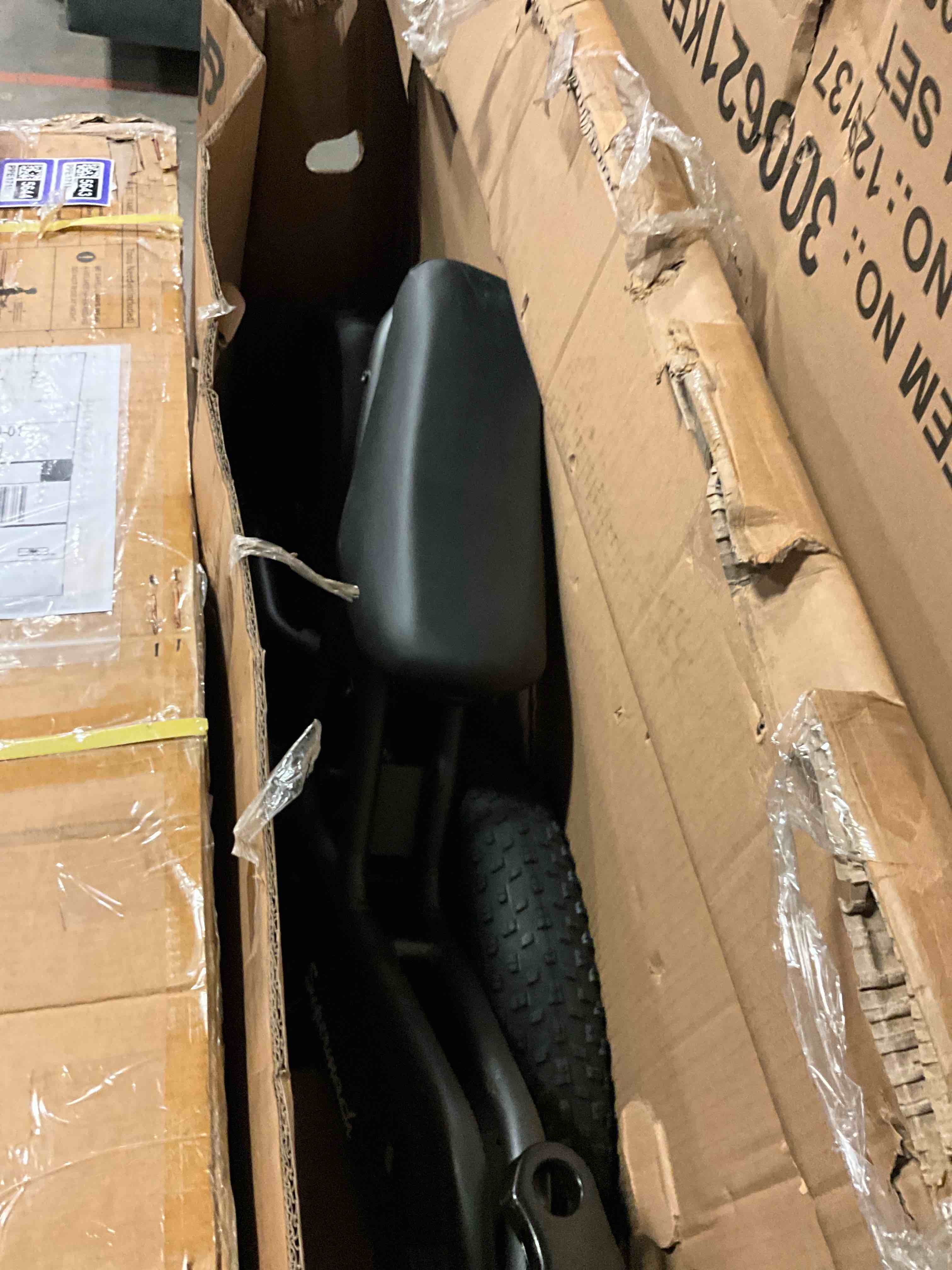 https://s3.amazonaws.com/lotting-images-prod/bidfta/PPE1715643_1756907231293.jpeg
