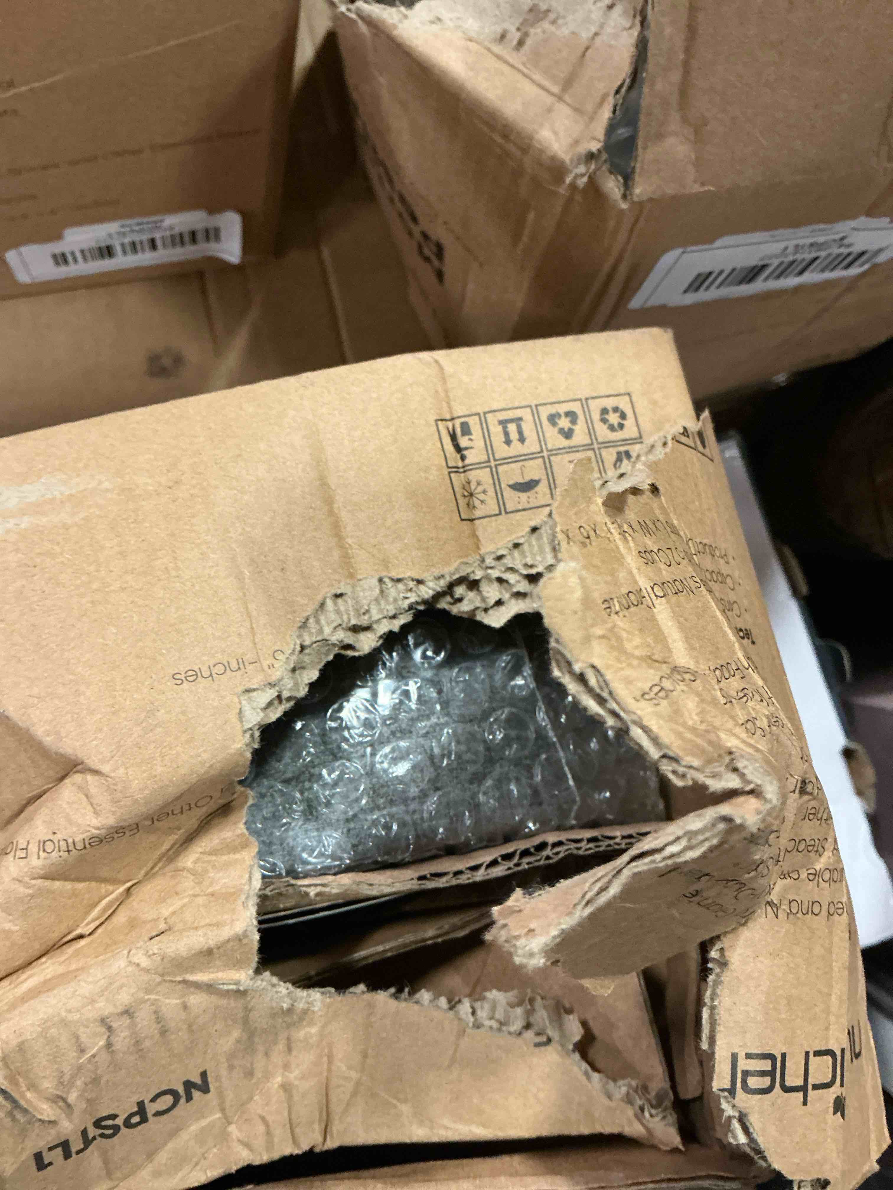 https://s3.amazonaws.com/lotting-images-prod/bidfta/PPE1715649_1756905152594.jpeg