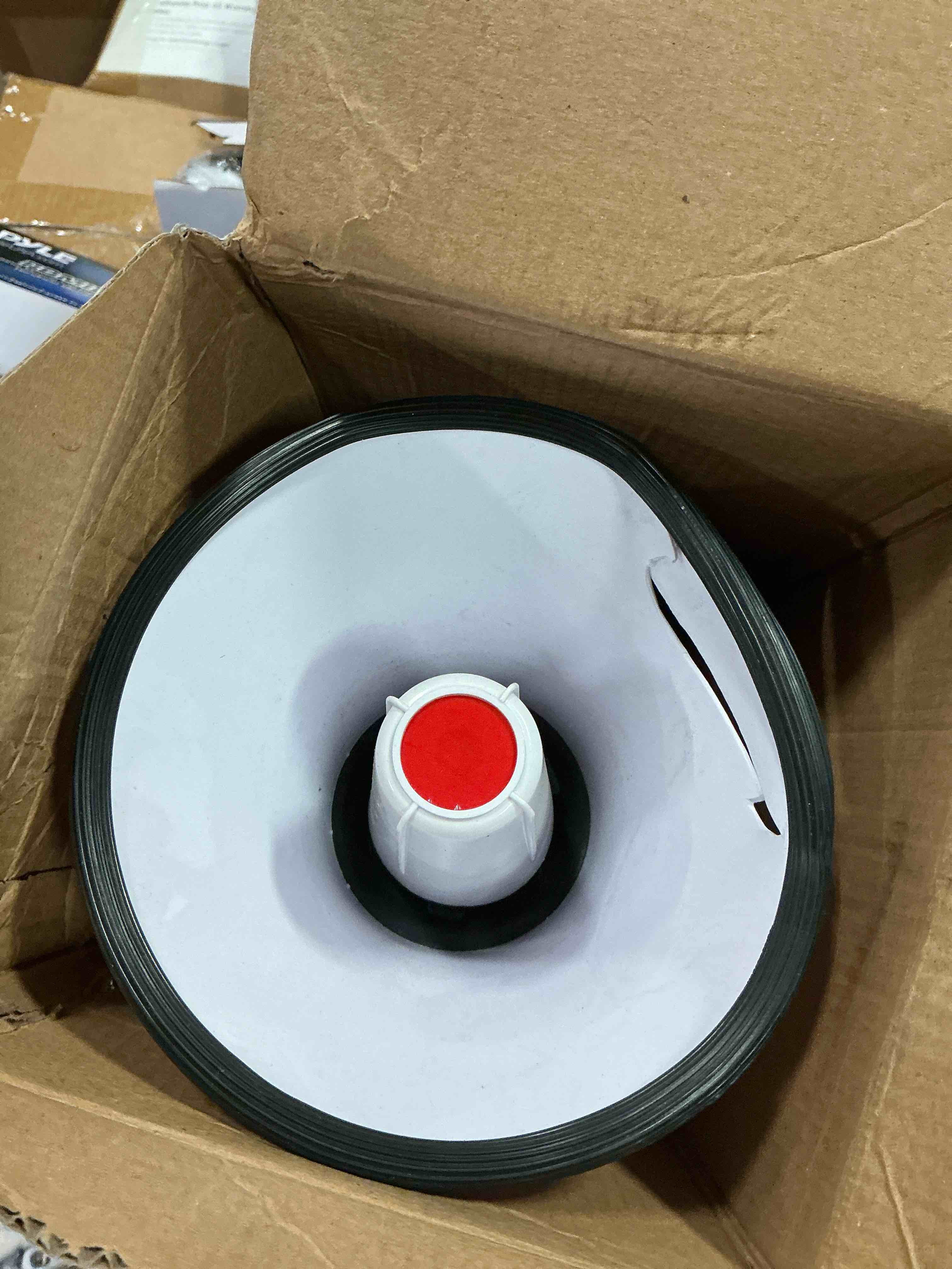 https://s3.amazonaws.com/lotting-images-prod/bidfta/PPE1715666_1756905718624.jpeg