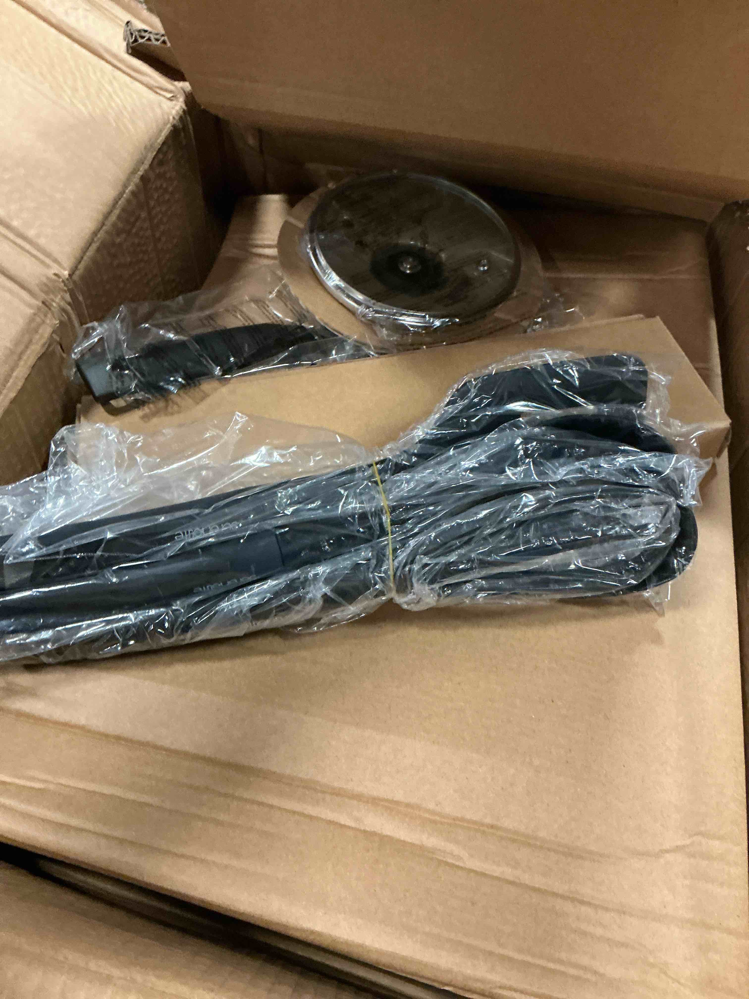 https://s3.amazonaws.com/lotting-images-prod/bidfta/PPE1715670_1756908195397.jpeg