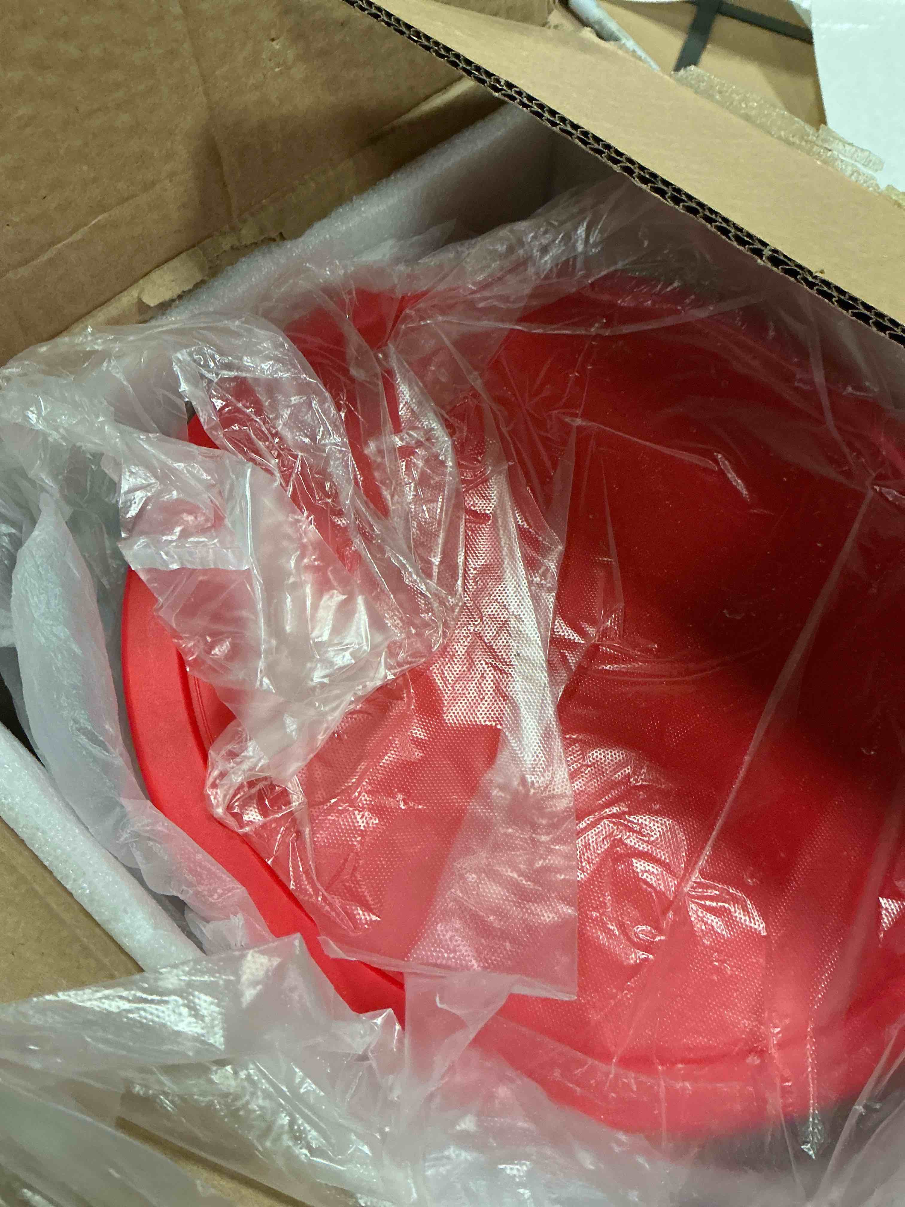 https://s3.amazonaws.com/lotting-images-prod/bidfta/PPE1715684_1756907907264.jpeg