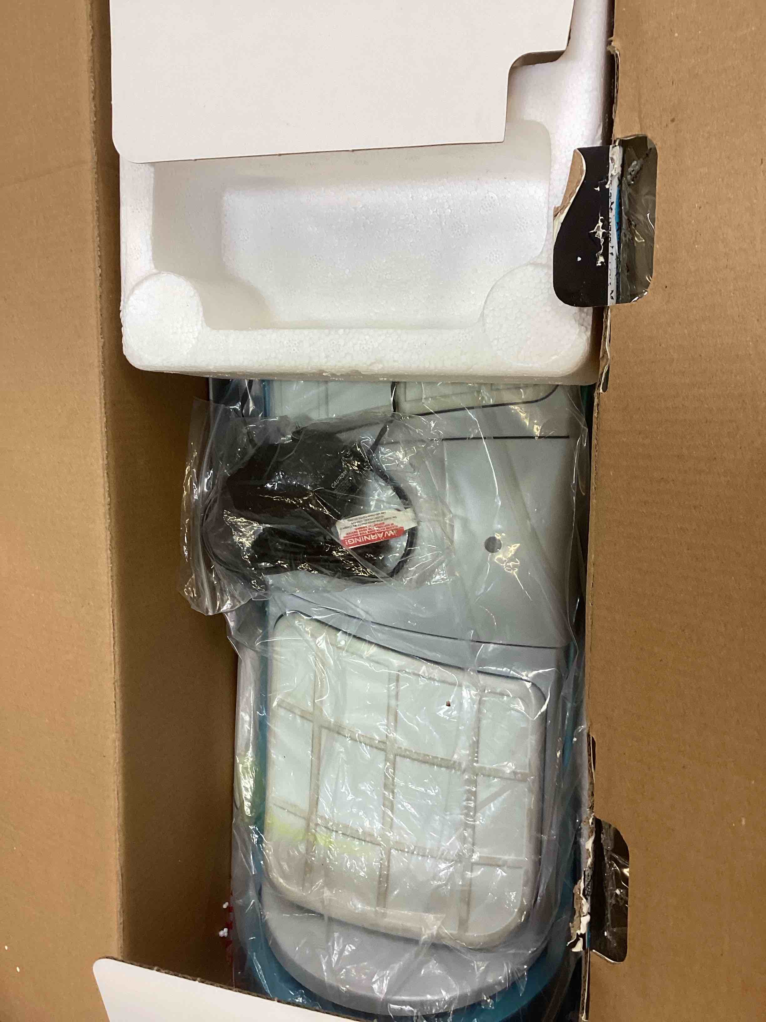 https://s3.amazonaws.com/lotting-images-prod/bidfta/PPE1715823_1759936598834.jpeg