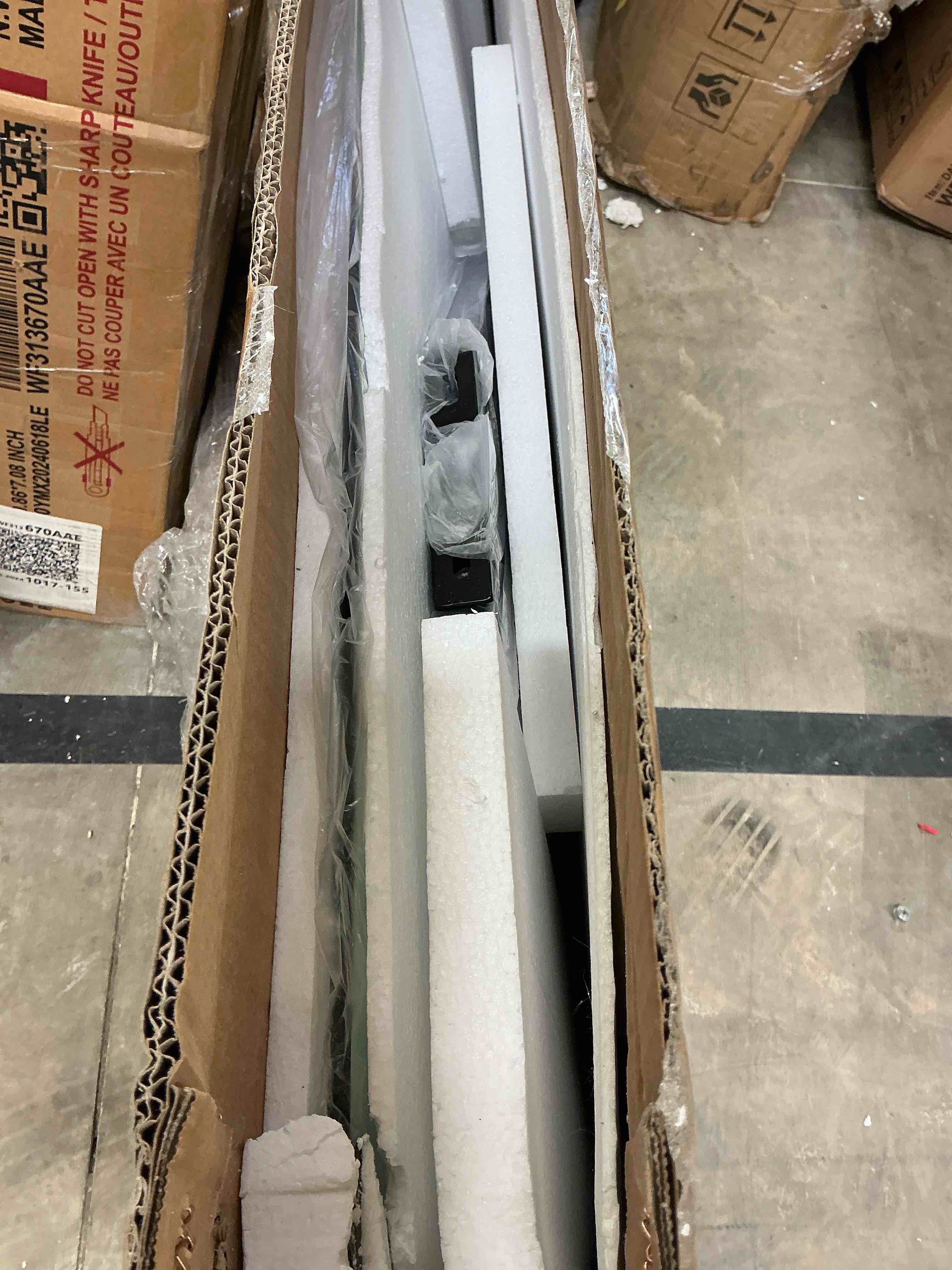 https://s3.amazonaws.com/lotting-images-prod/bidfta/PPE1716032_1760561414389.jpeg