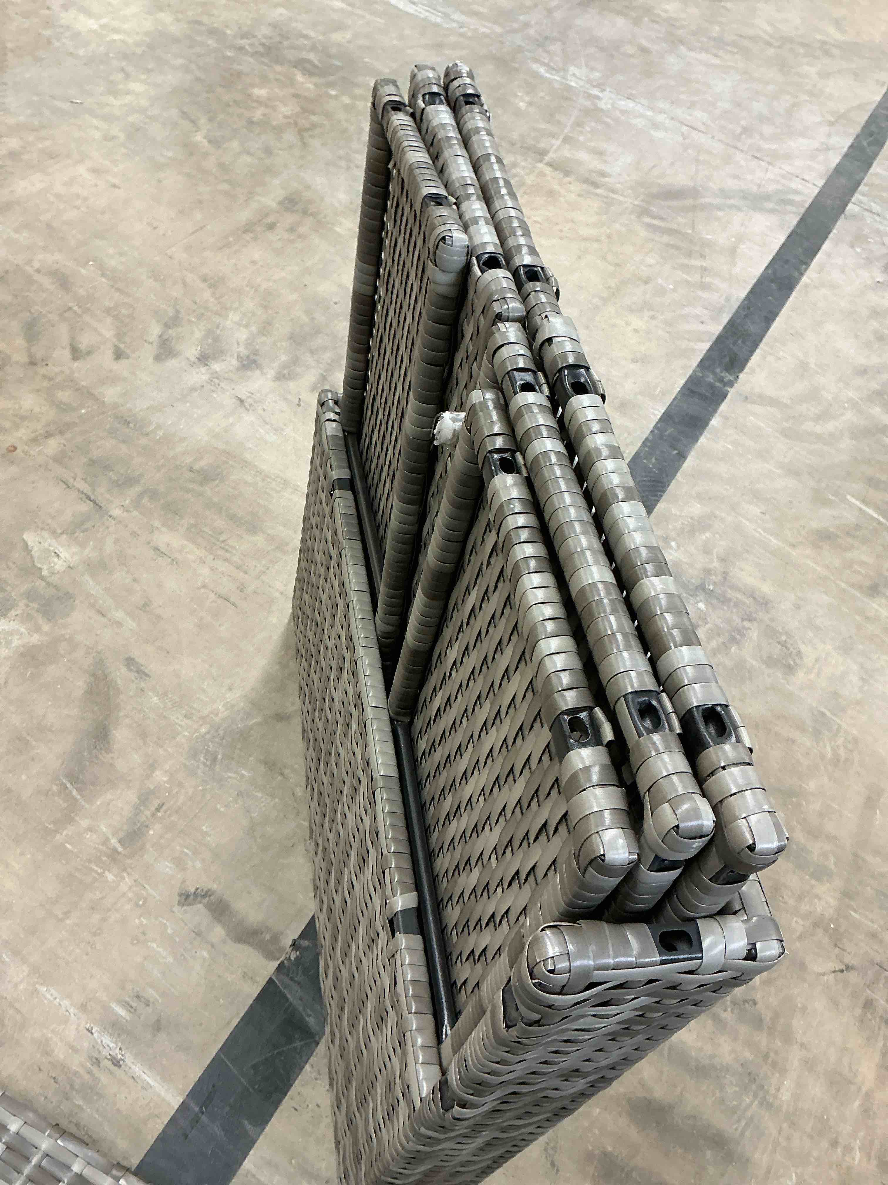 https://s3.amazonaws.com/lotting-images-prod/bidfta/PPE1716042_1760554722131.jpeg