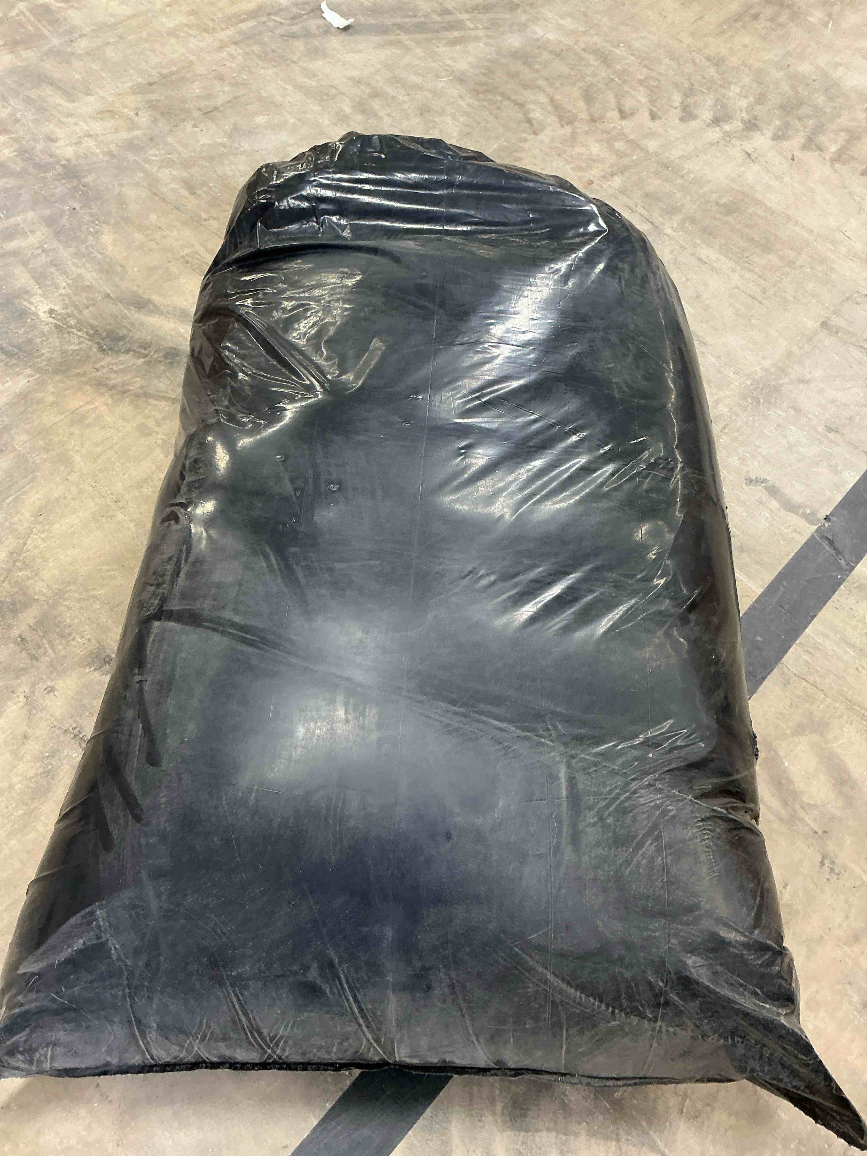 https://s3.amazonaws.com/lotting-images-prod/bidfta/PPE1716045_1760553650749.jpeg