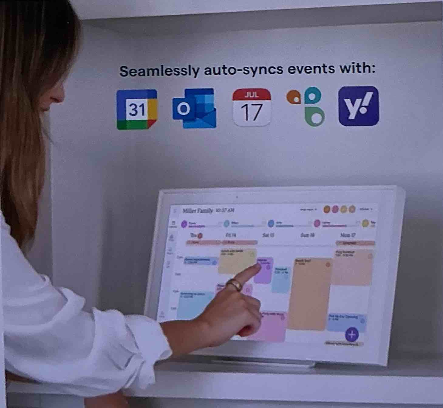 Skylight Calendar: wall planner, digital calendar and task chart, interactive smart touch screen for family schedules, wall bracket included, ideal