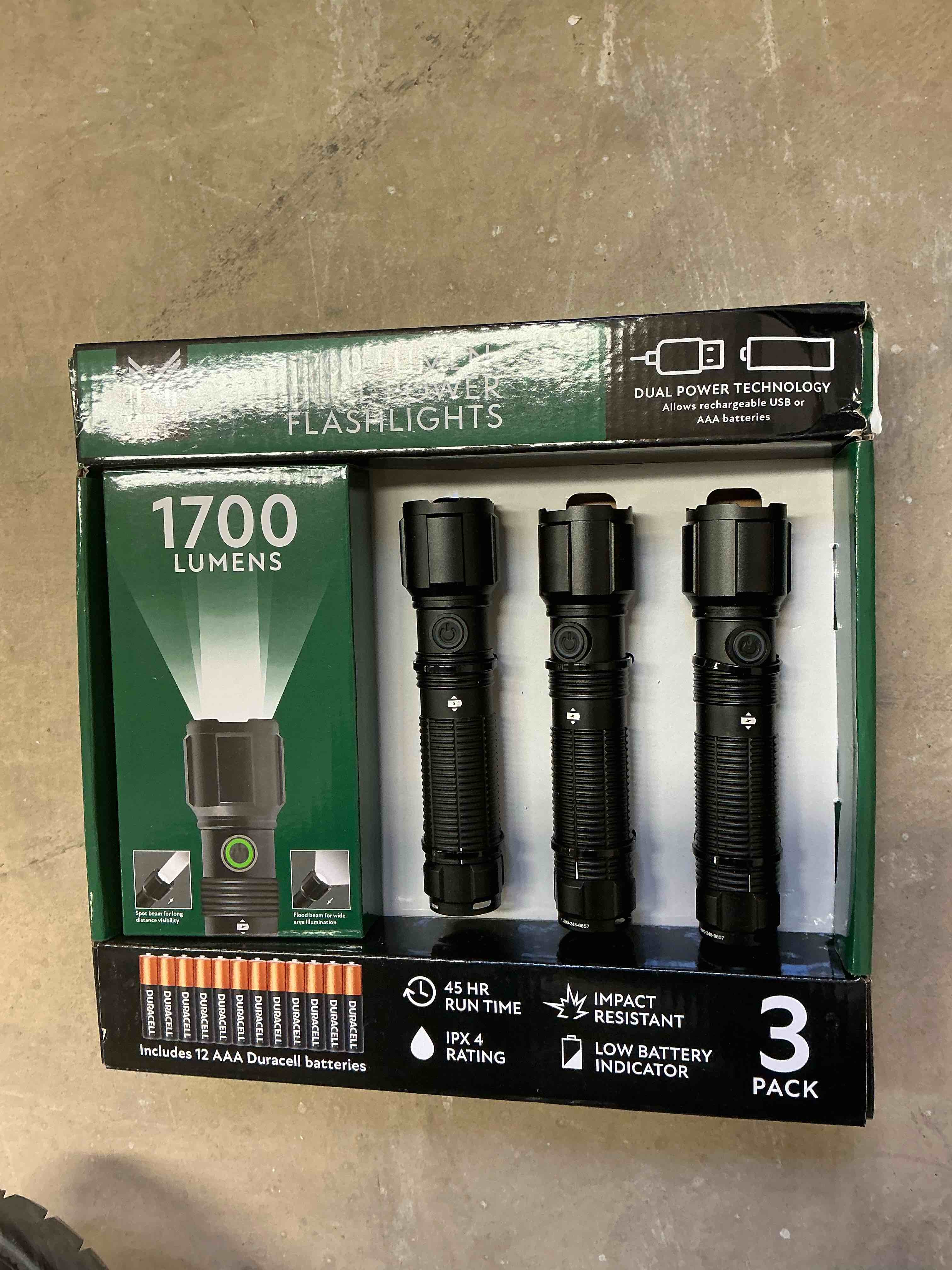 Member’s Mark 1700 lumen dual power flashlight