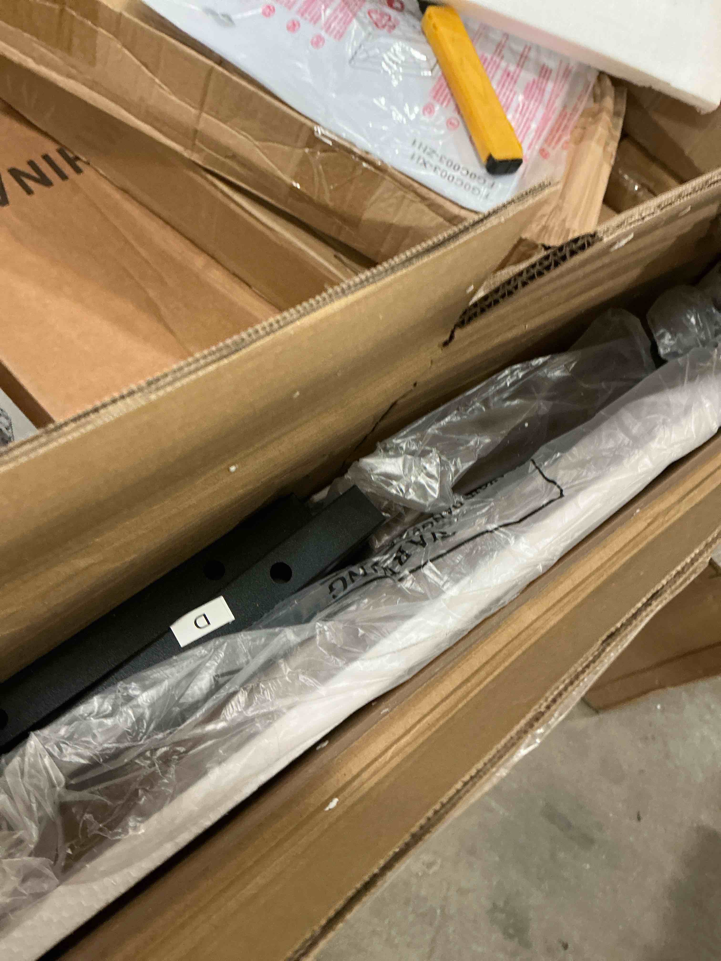 https://s3.amazonaws.com/lotting-images-prod/bidfta/PPE1717579_1742314117644.jpeg