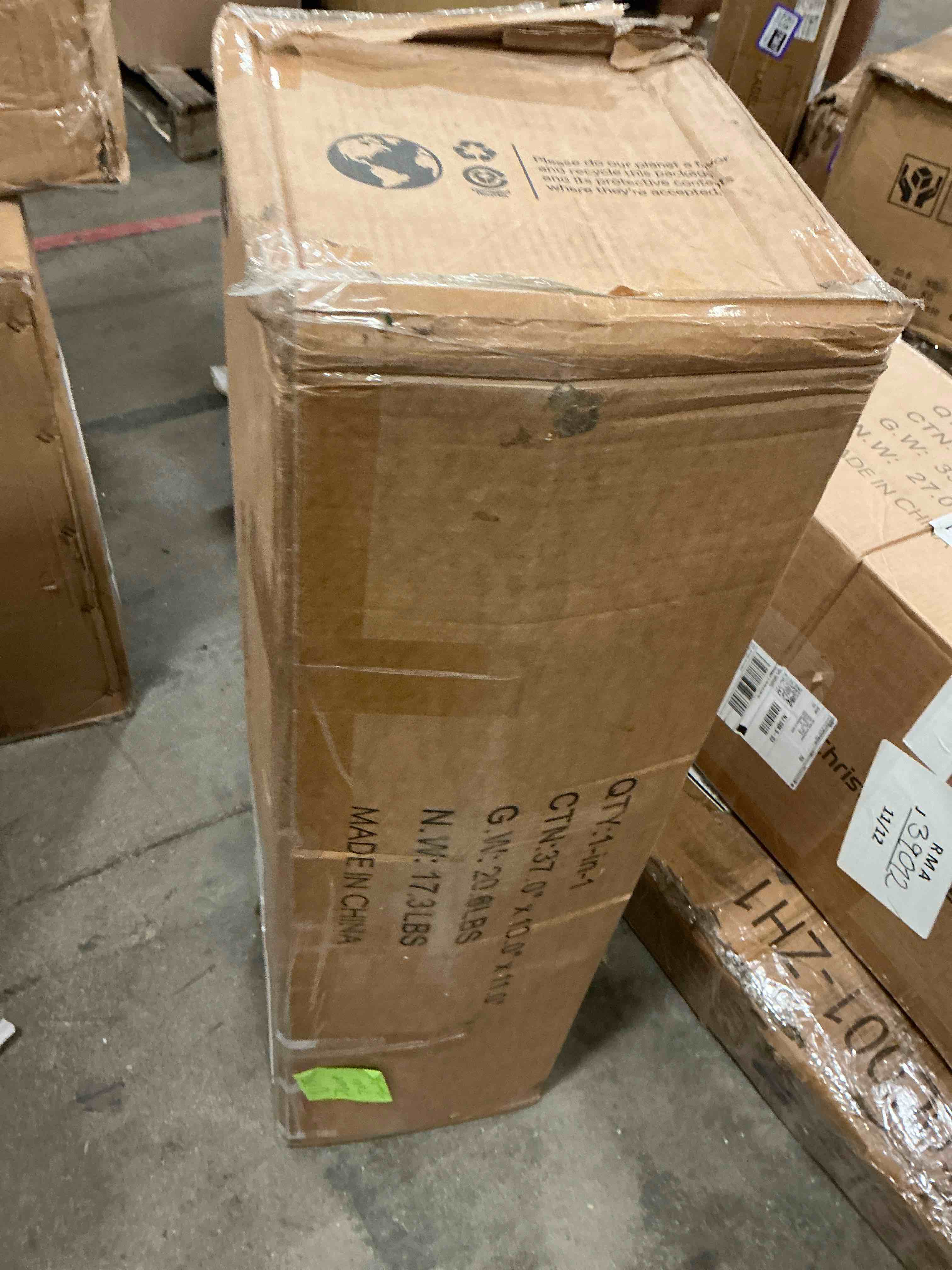 https://s3.amazonaws.com/lotting-images-prod/bidfta/PPE1717581_1742312970700.jpeg