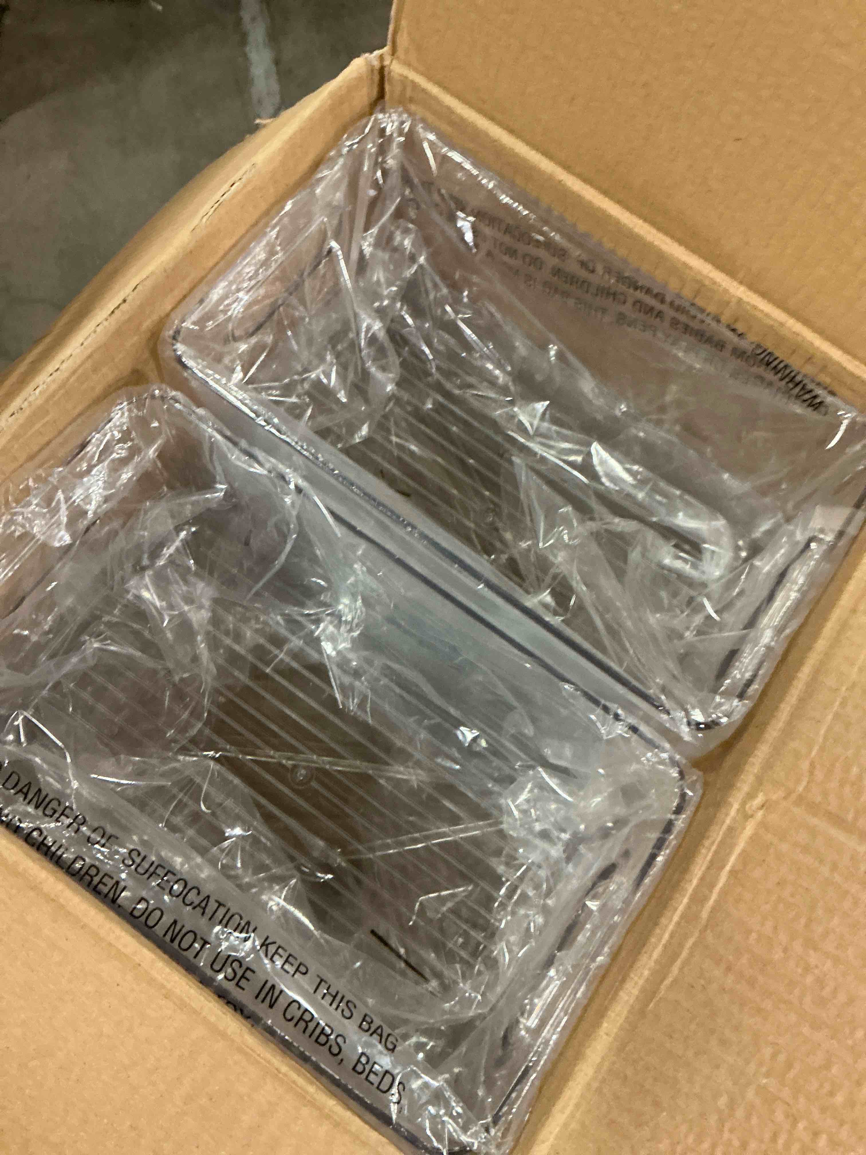 https://s3.amazonaws.com/lotting-images-prod/bidfta/PPE1717833_1743538002419.jpeg
